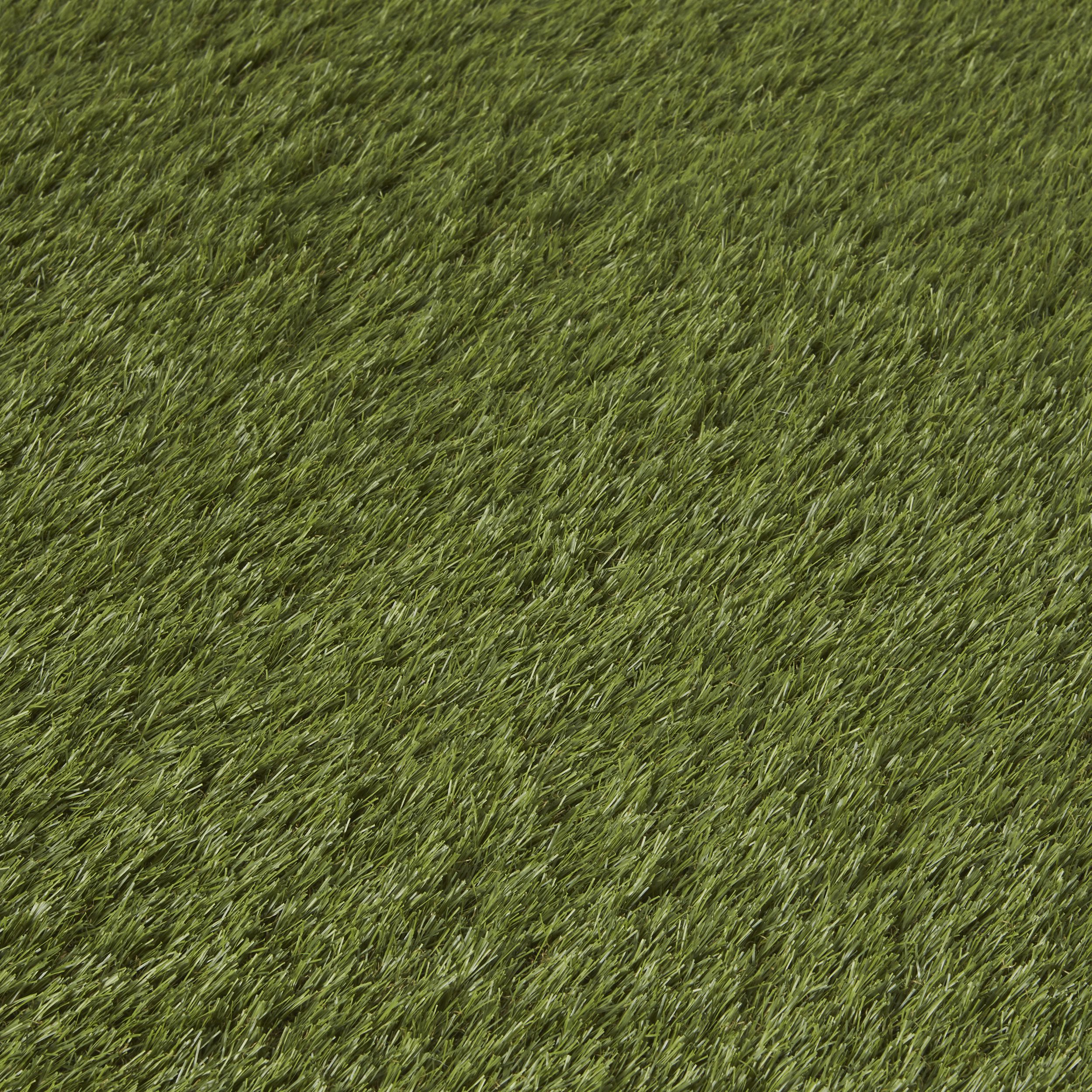 Maple Artificial grass (L)17m (W)4m (T)37mm