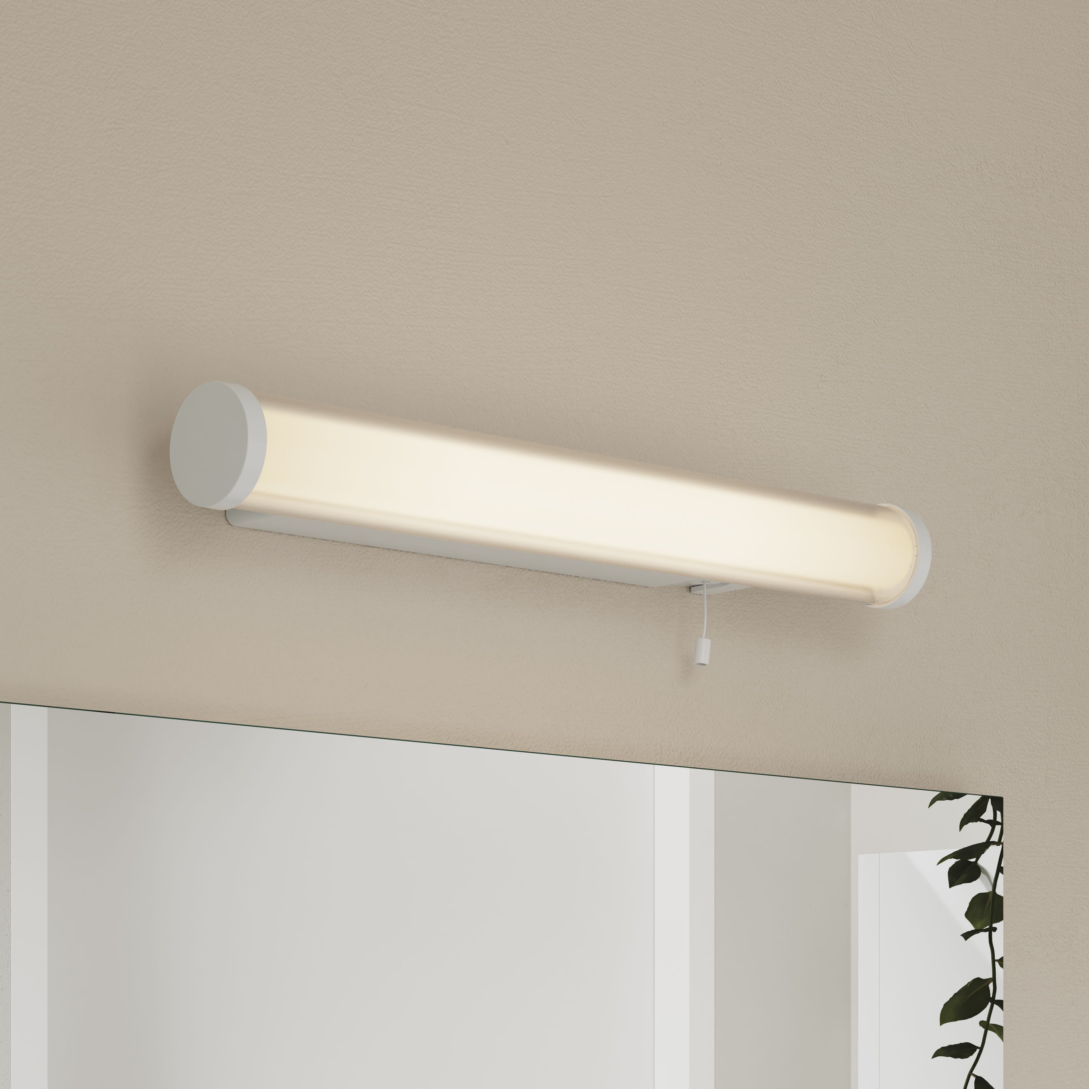 Bathroom deals tube light