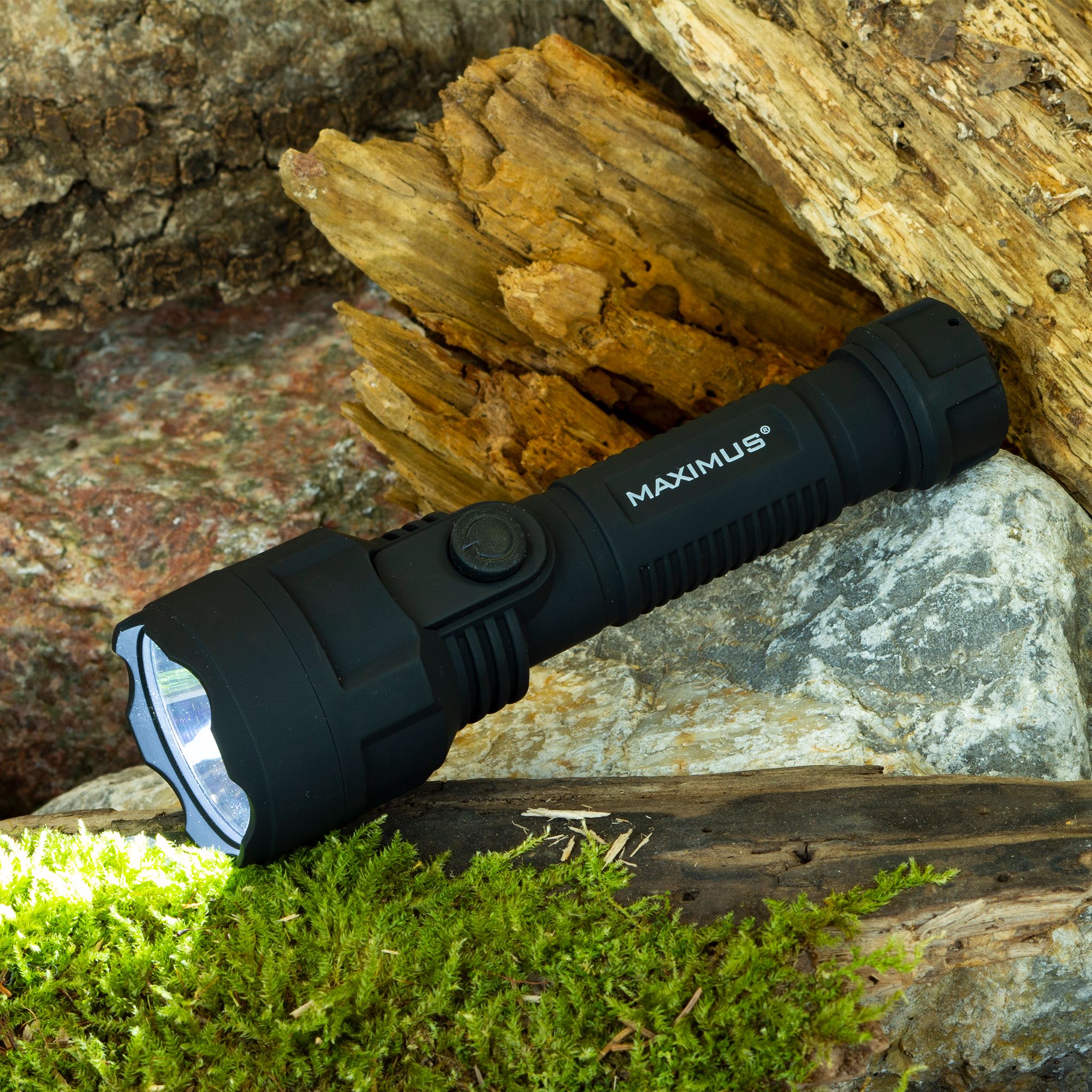 Maximus Black 70lm LED Battery-powered Torch