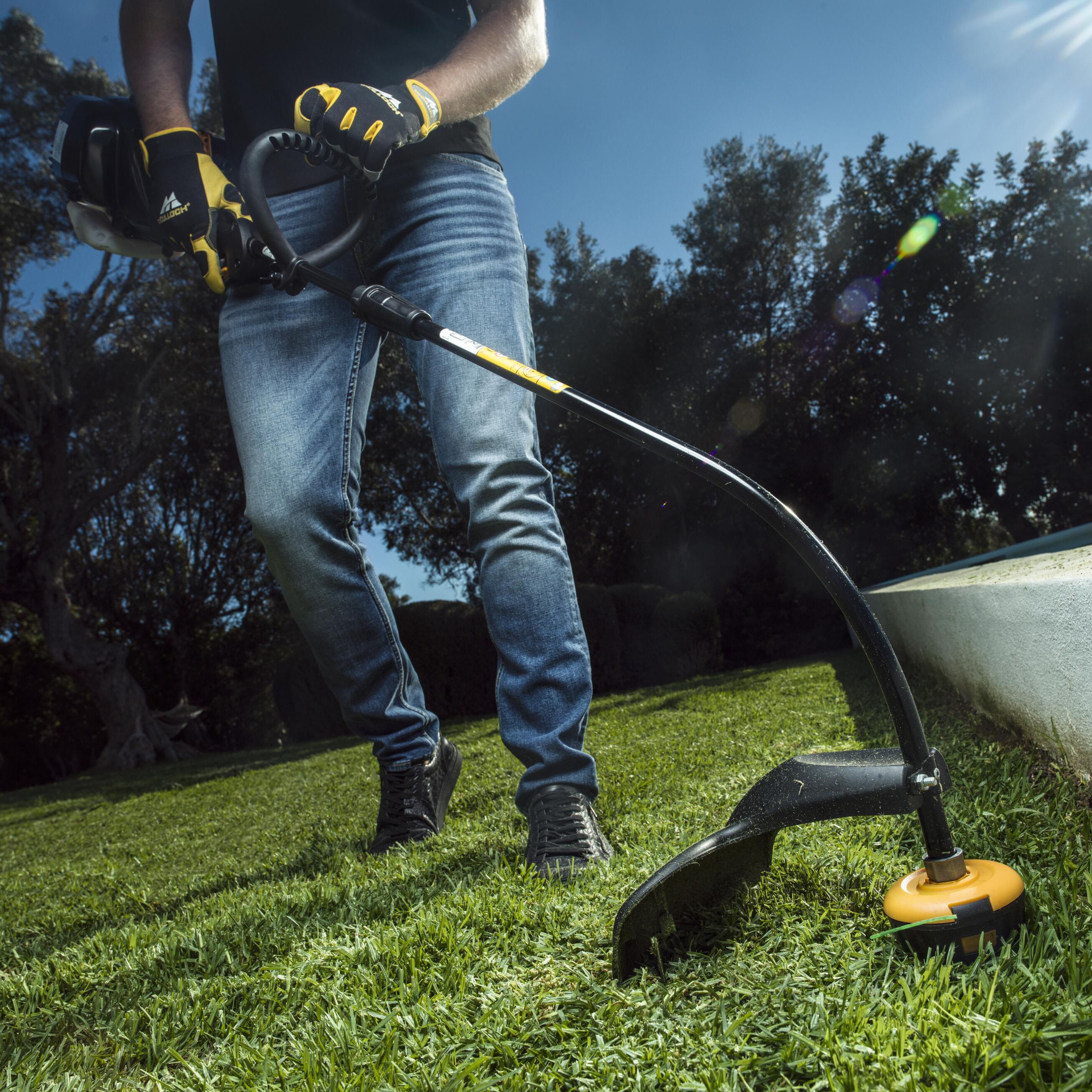 Mcculloch petrol outlet strimmer b&q