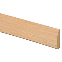 Metsä Wood Oak veneer Chamfered Moulding (L)2.1m (W)69mm (T)15mm, Pack of 5