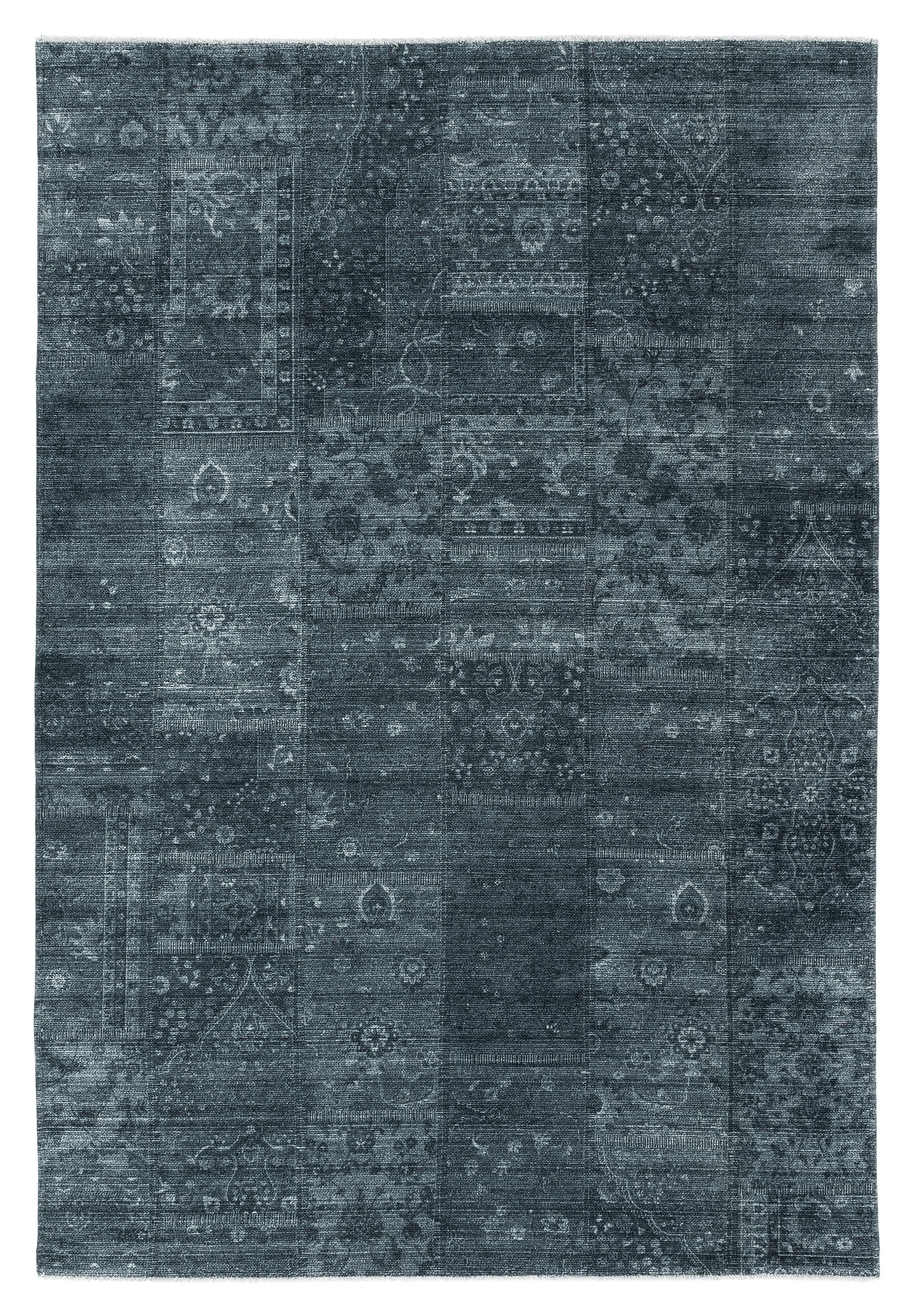 Michele Charcoal Traditional Extra large Rug, (L)280cm x (W)195cm