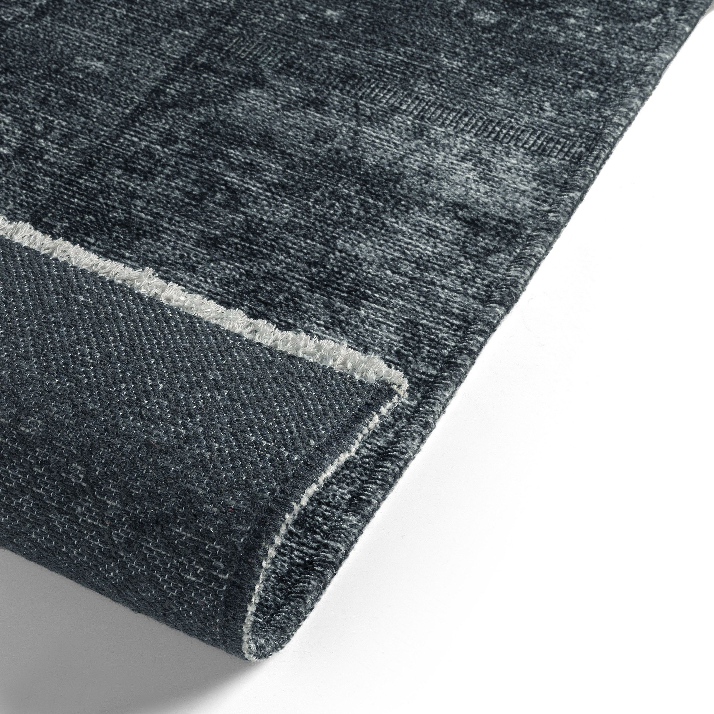 Michele Charcoal Traditional Large Rug, (L)225cm x (W)155cm