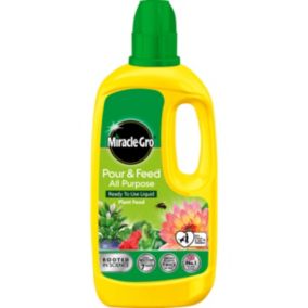 Miracle-Gro Pour & feed Universal Liquid Plant feed 1L