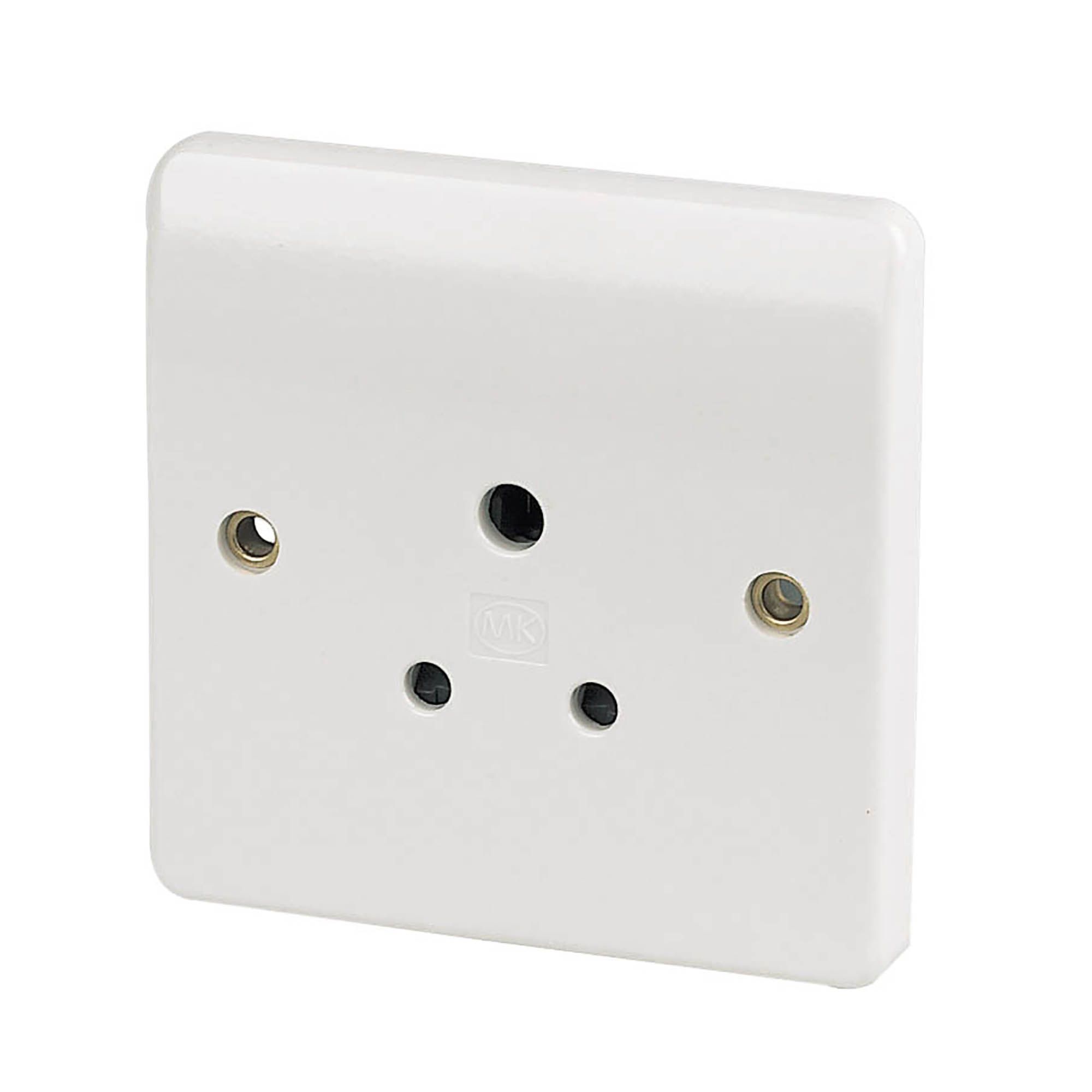 MK 5A White Unswitched socket