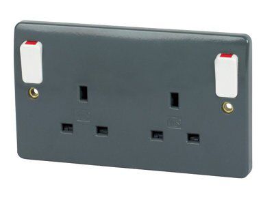 MK Black 13A Switched Socket