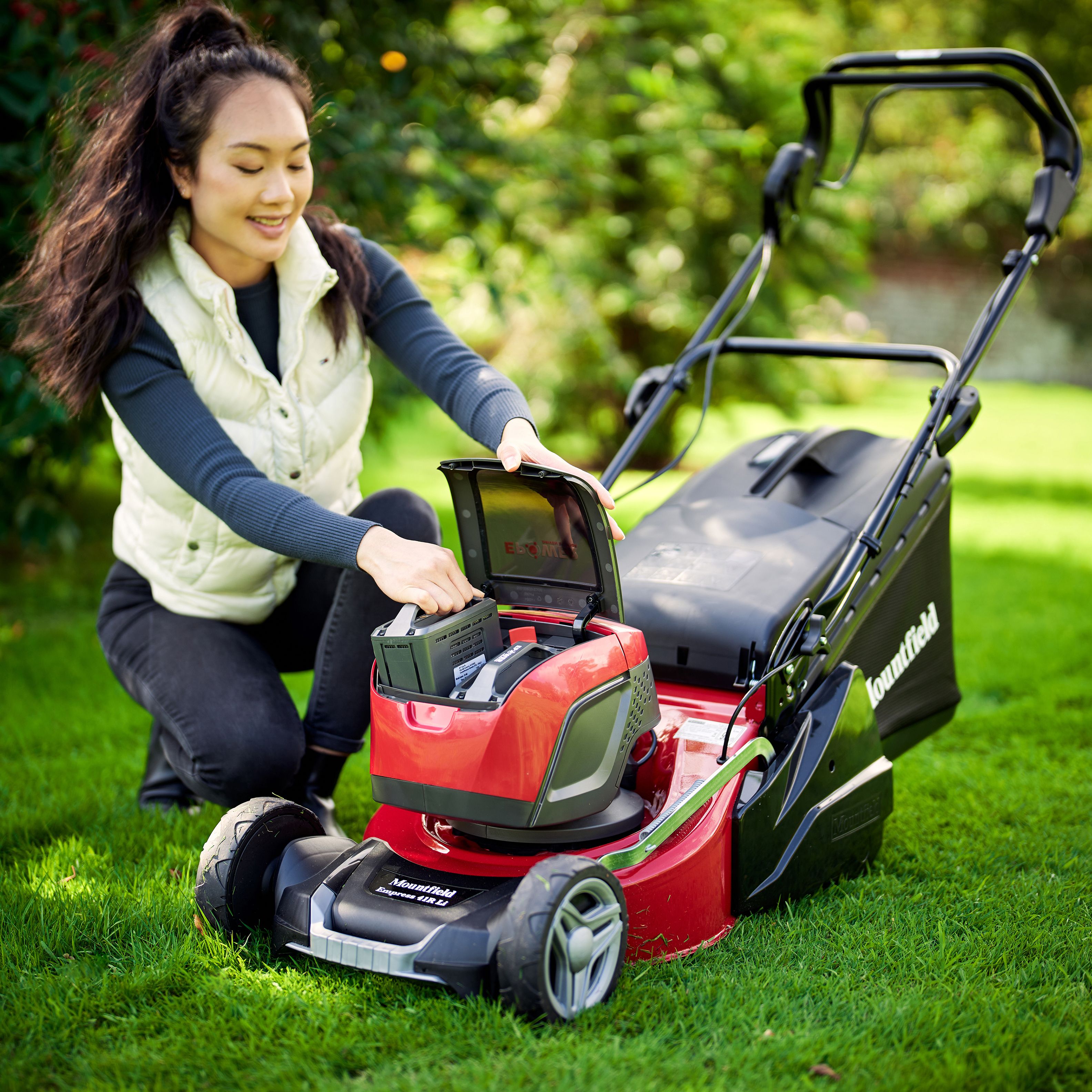 Mountfield cordless on sale lawn mower