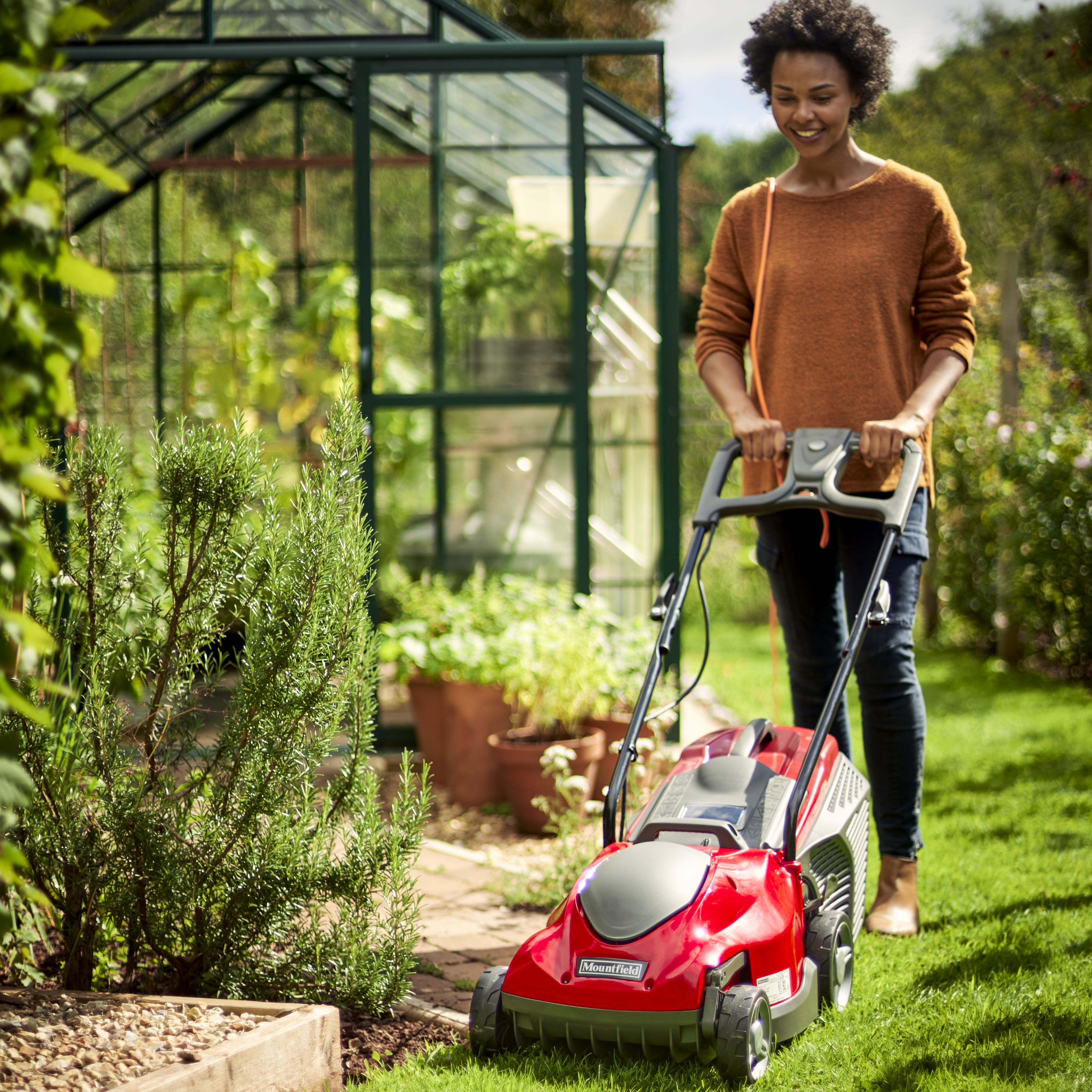 B&q electric lawnmowers hot sale