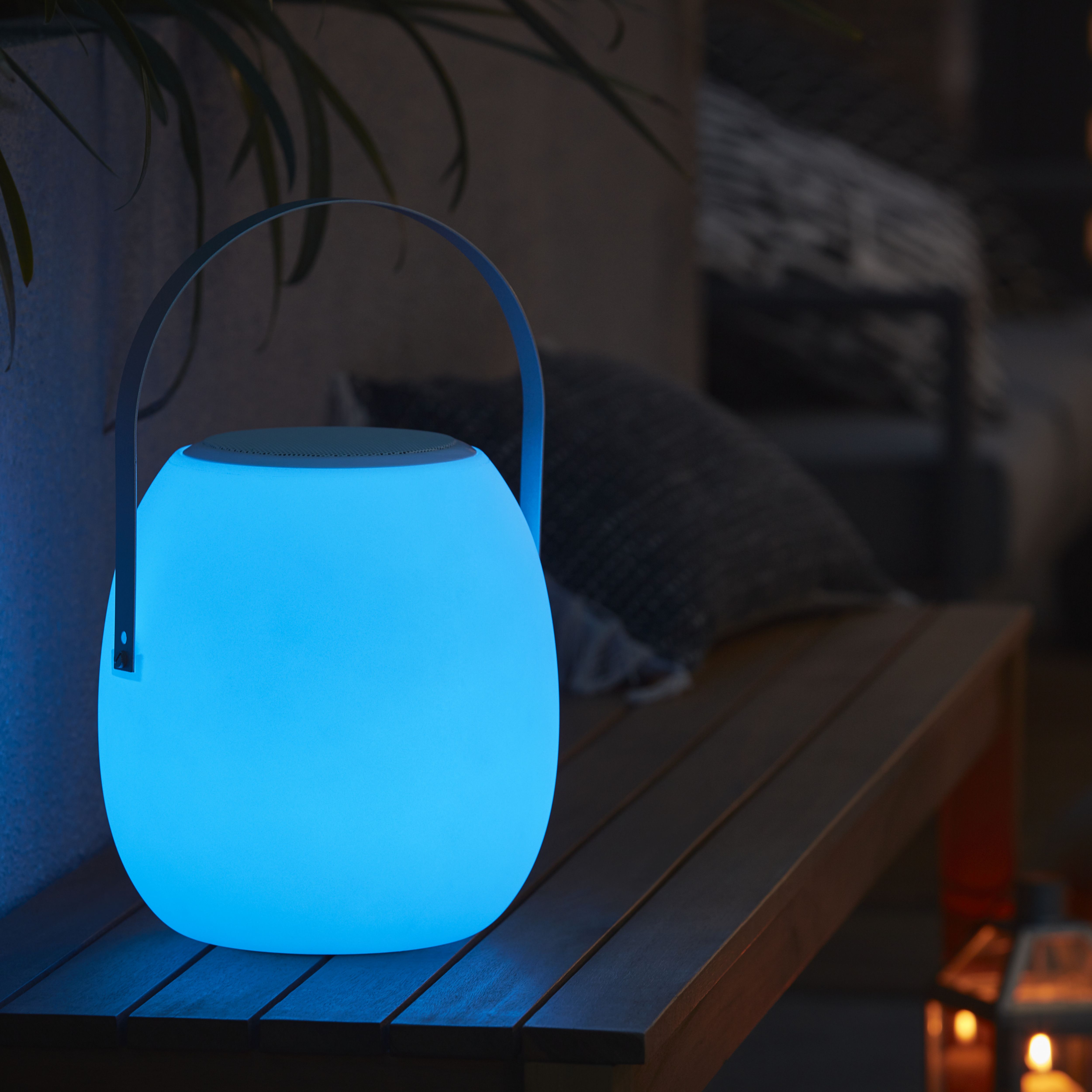 Multicolour Battery-powered RGB LED Outdoor Decorative light
