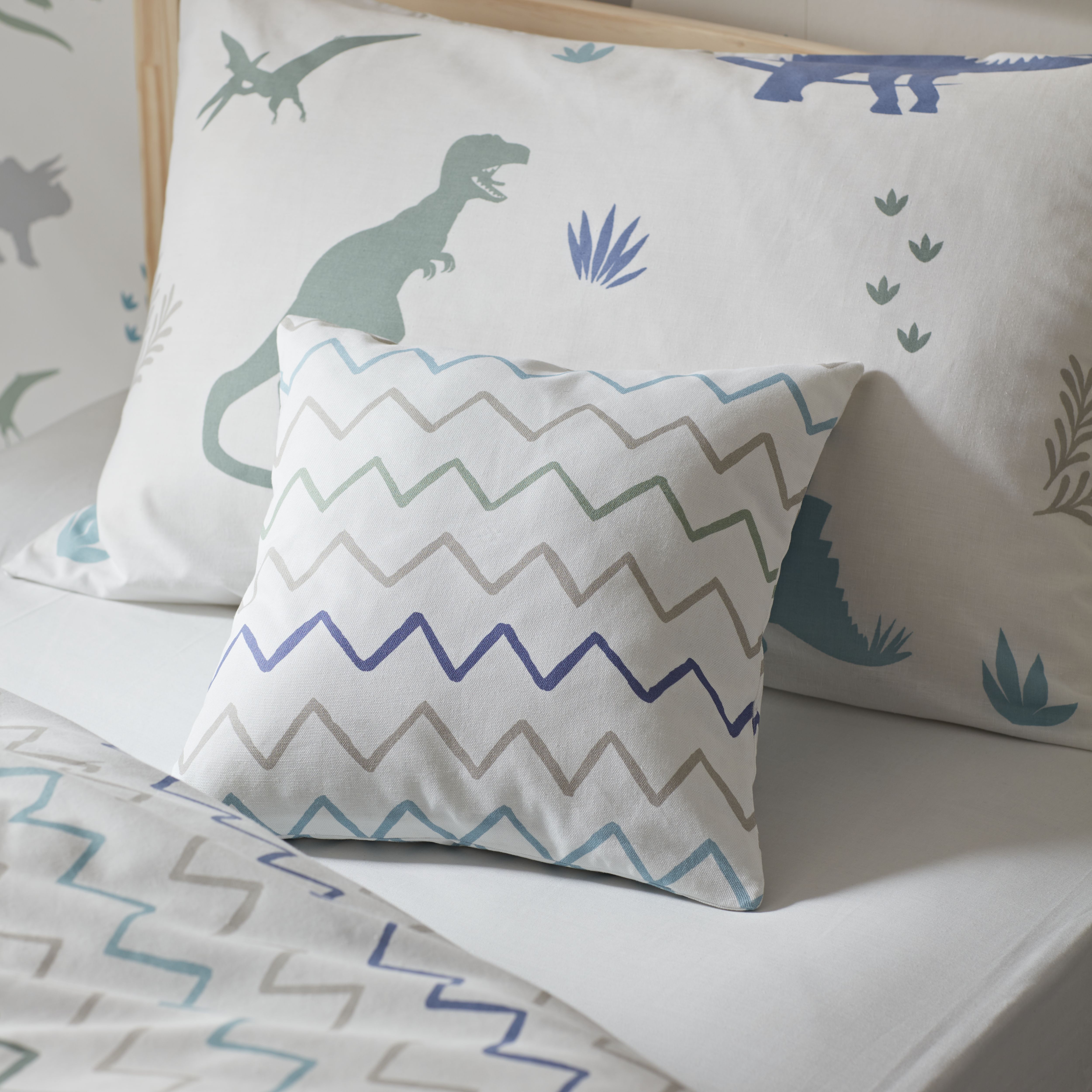 Multicolour Zig zag Print effect Indoor Cushion, (L)35cm x (W)35cm