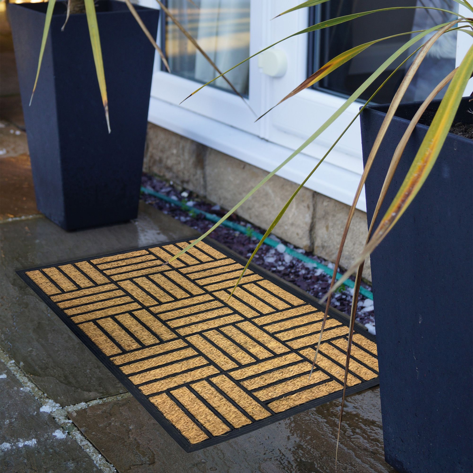 Natual & Black Stripe Rectangular Door mat, 85cm x 55cm