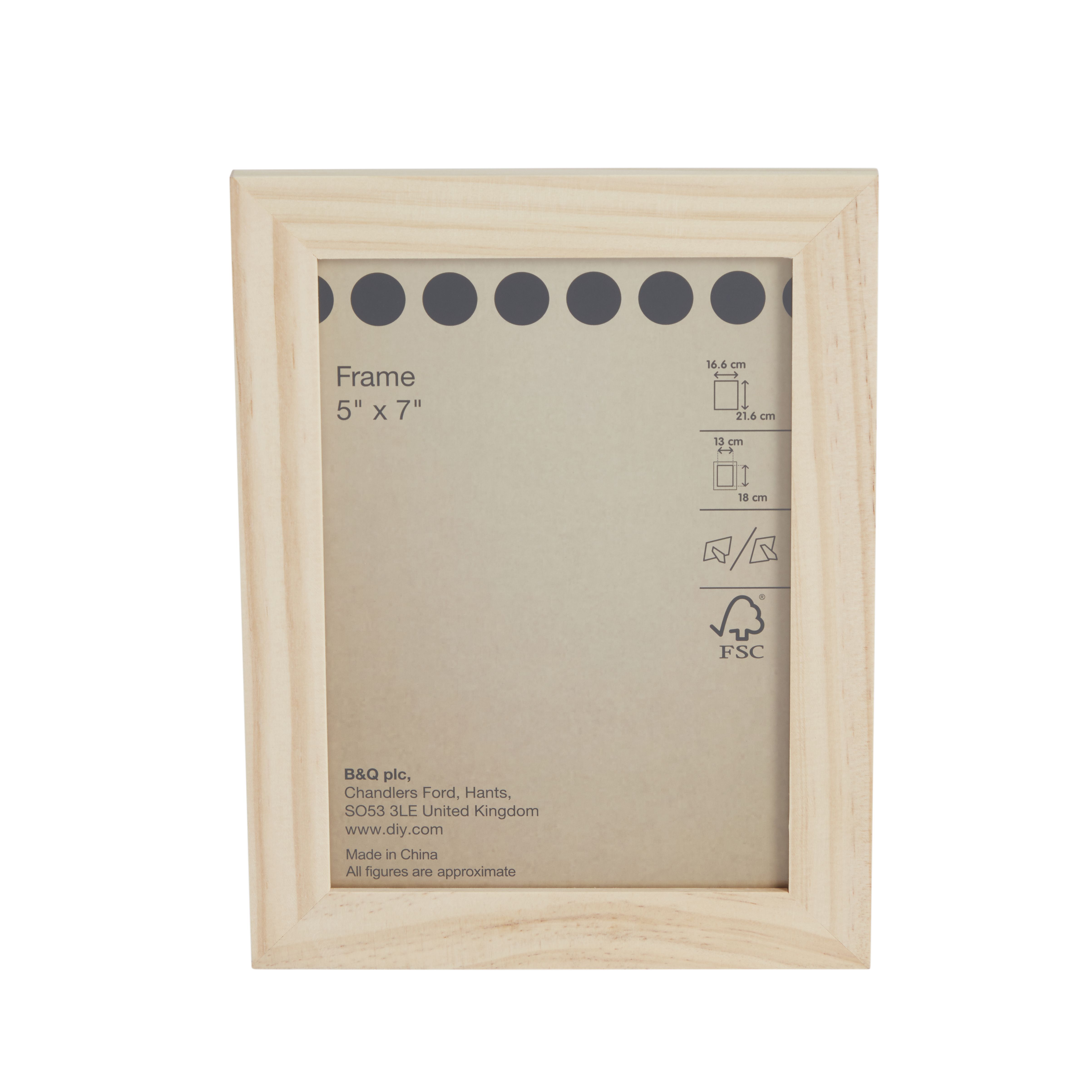 Natural Pine effect Single Picture frame (H)16.4cm x (W)21.4cm