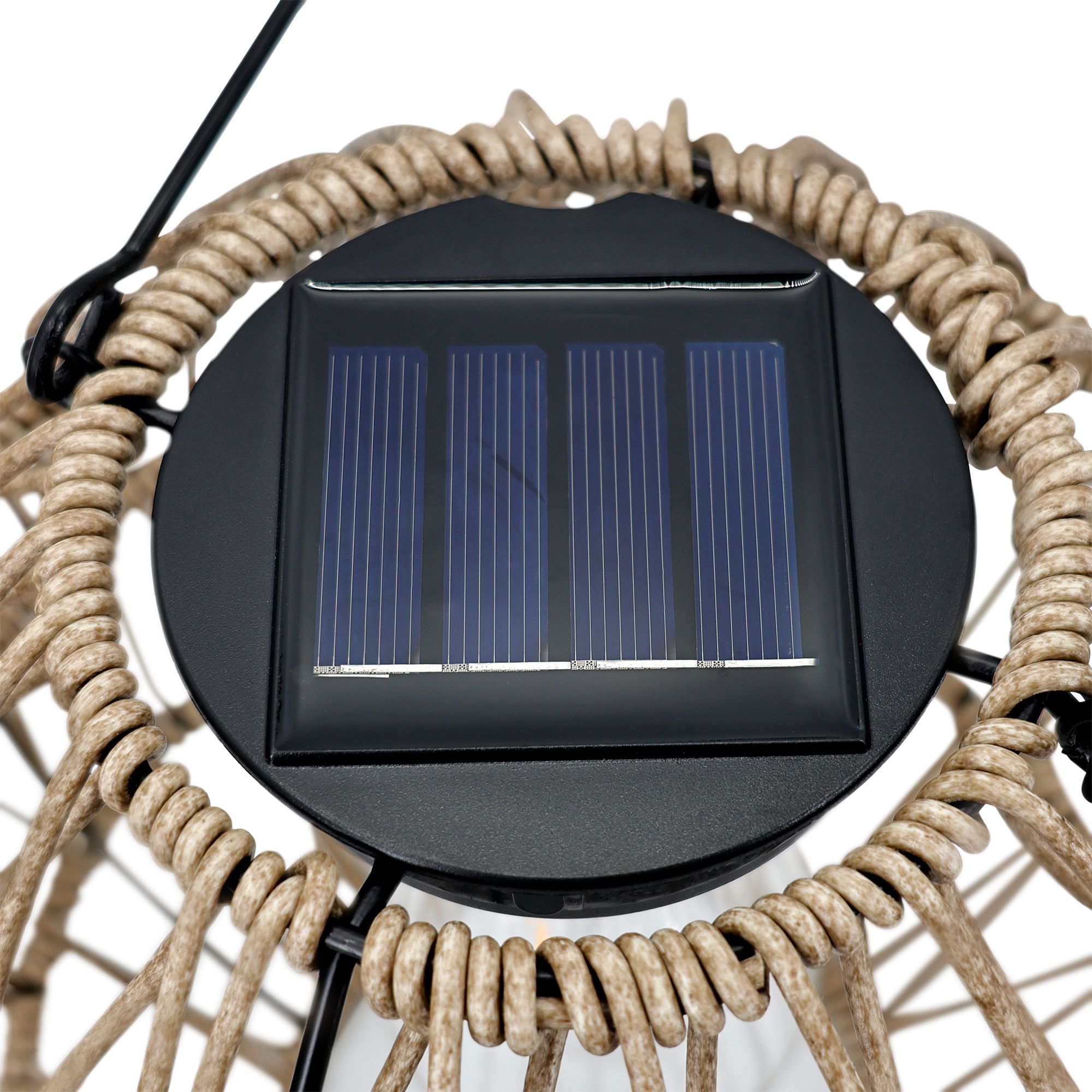 Natural Rattan effect Round Solar-powered Integrated LED Outdoor Lantern