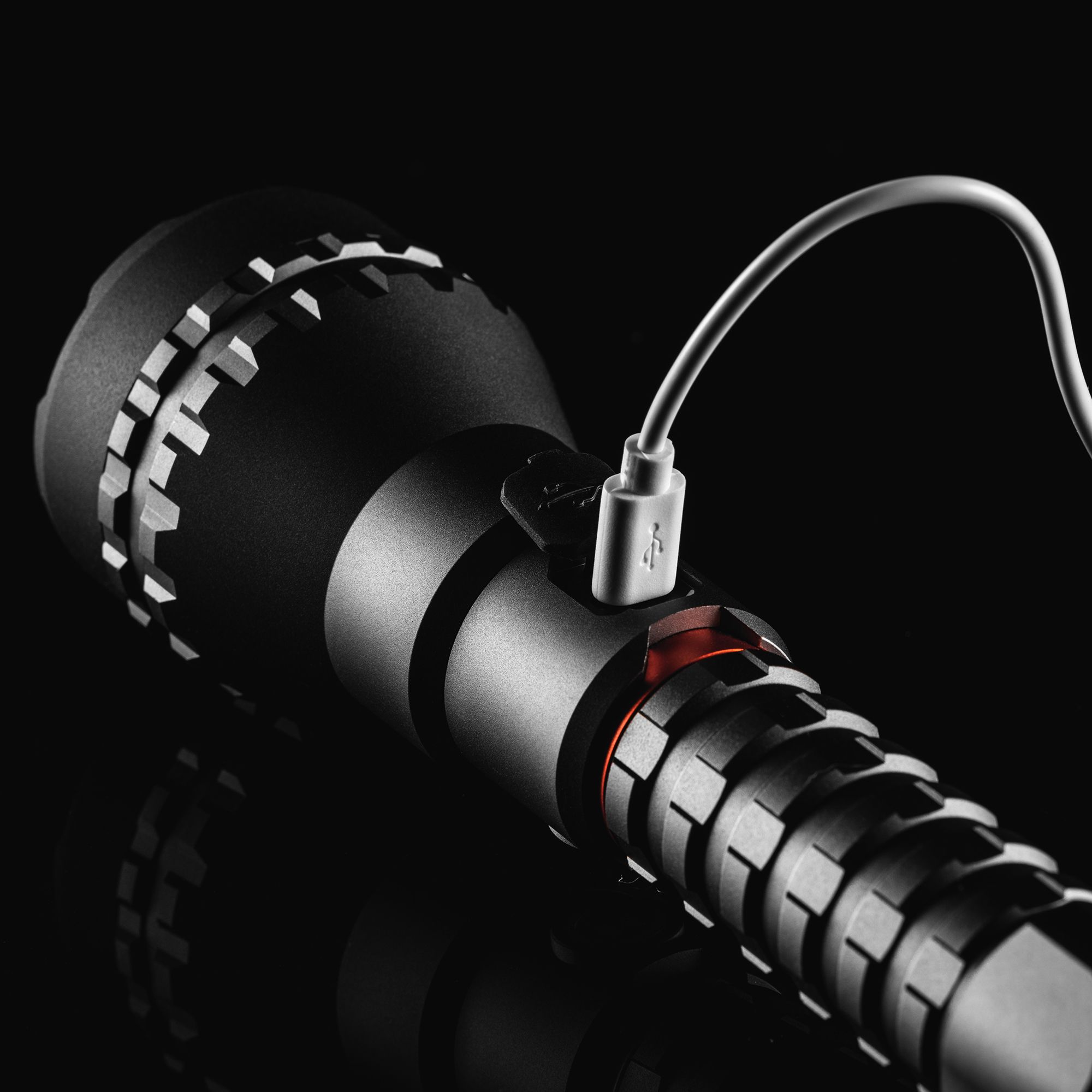 Nebo Luxtreme Graphite Rechargeable 500lm LED Battery-powered Spotlight torch