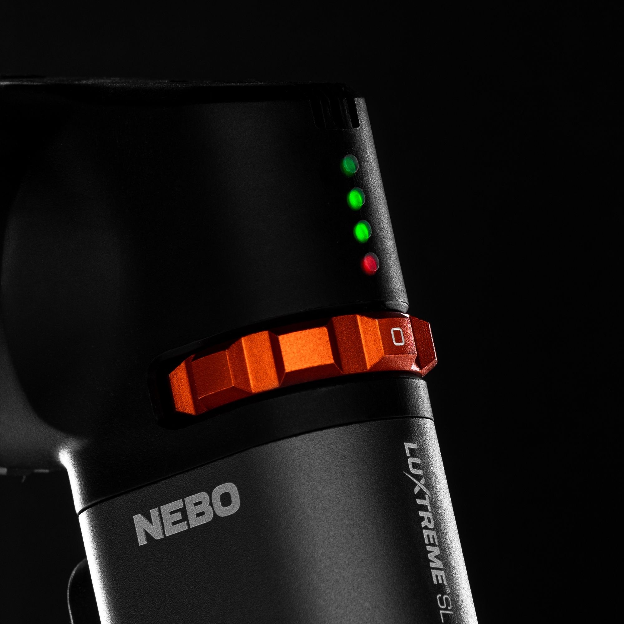 Nebo Luxtreme SL25R Graphite Rechargeable 500lm LED Battery-powered Spotlight torch