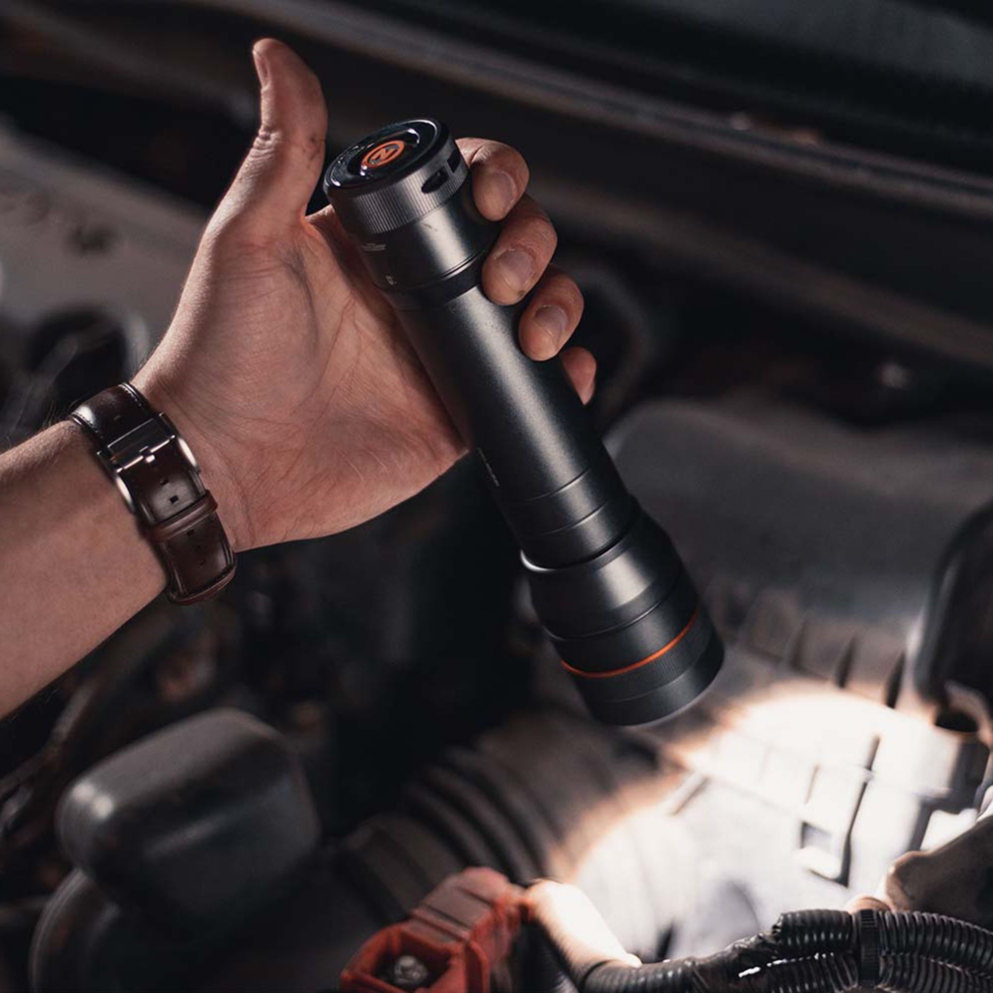 Nebo Newton Graphite 1500lm LED Battery-powered Spotlight torch