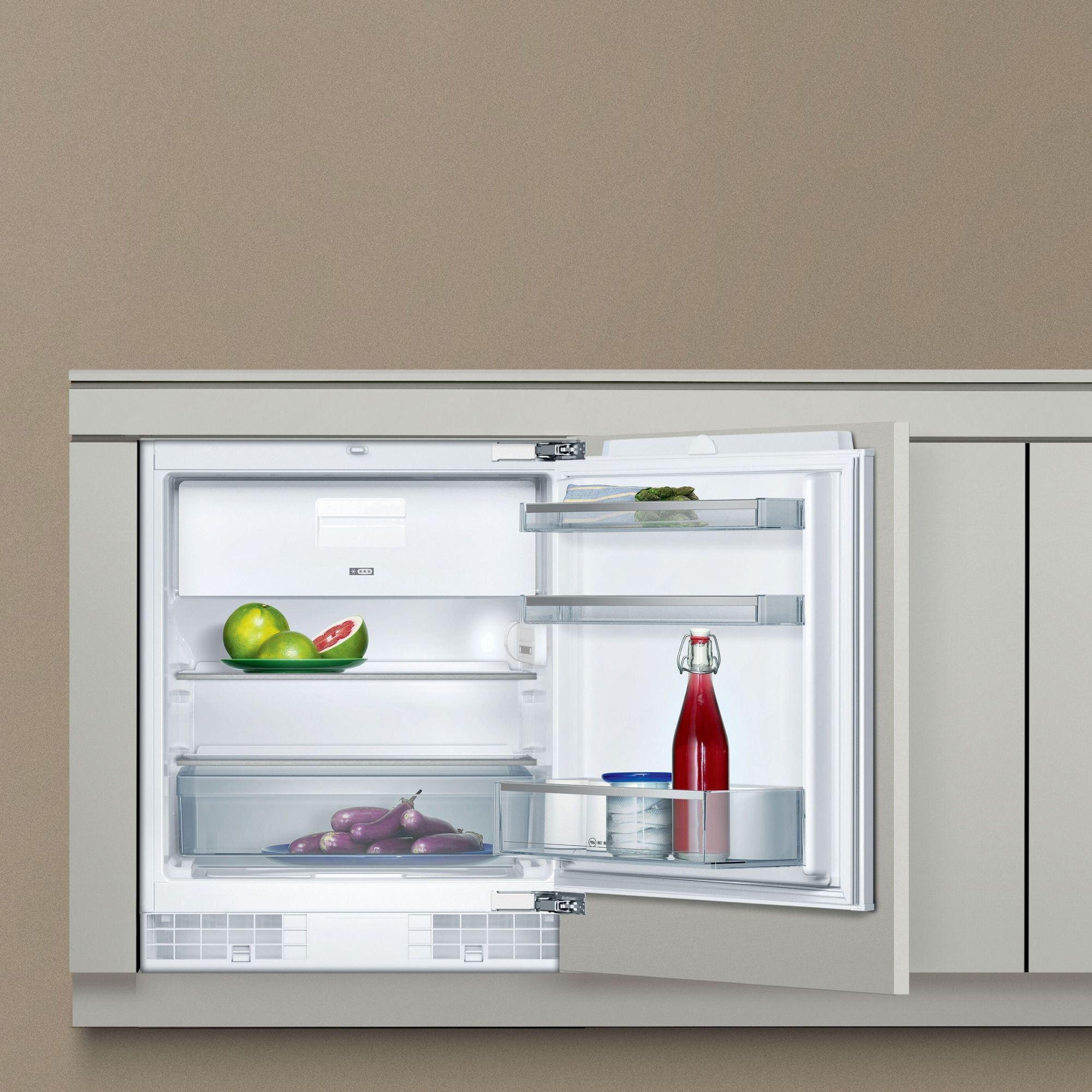 Neff under deals counter fridge