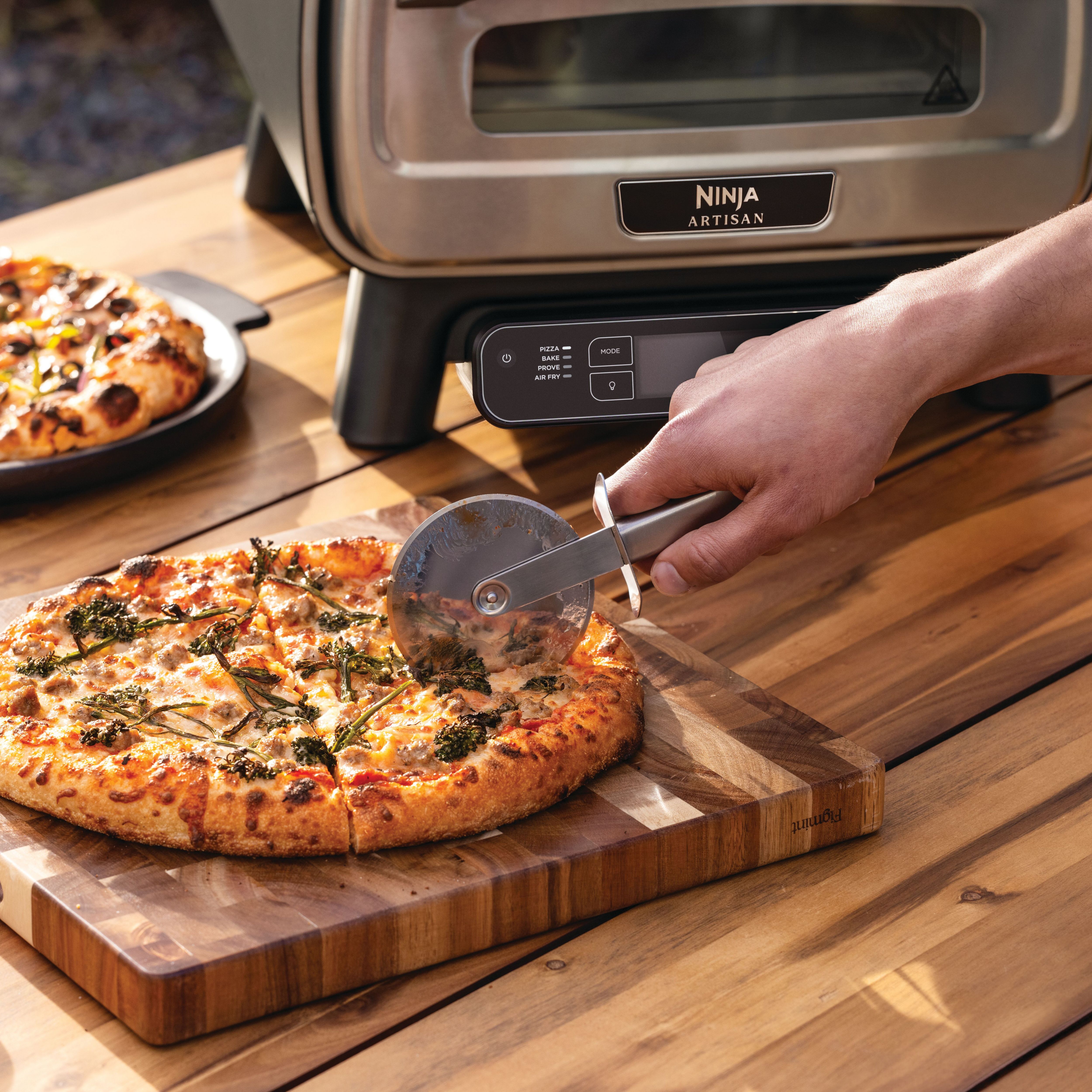 Ninja Artisan Electric Outdoor Pizza oven & Air fryer MO201UK