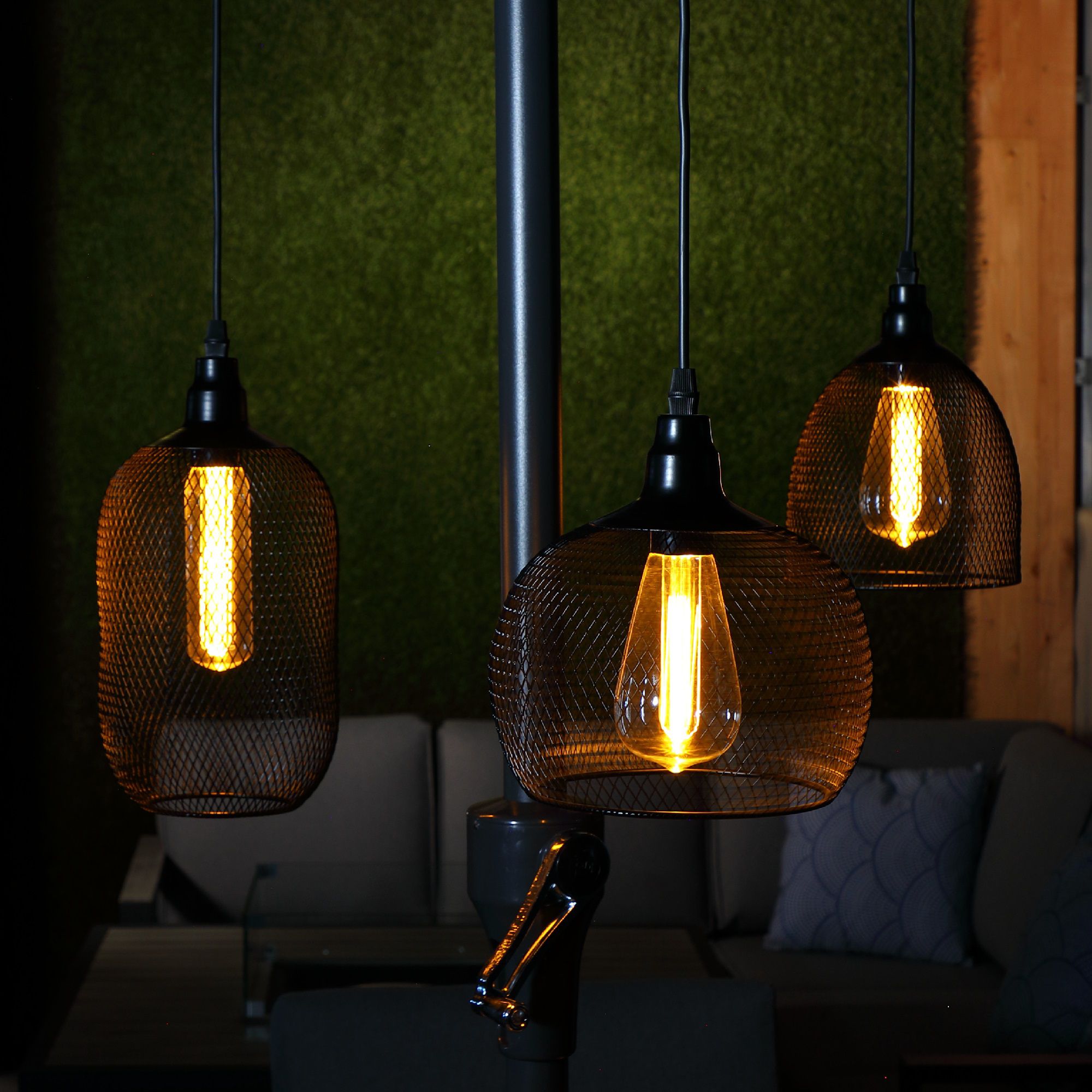 Noma Chloe Mesh Black Warm white LED Pendant light