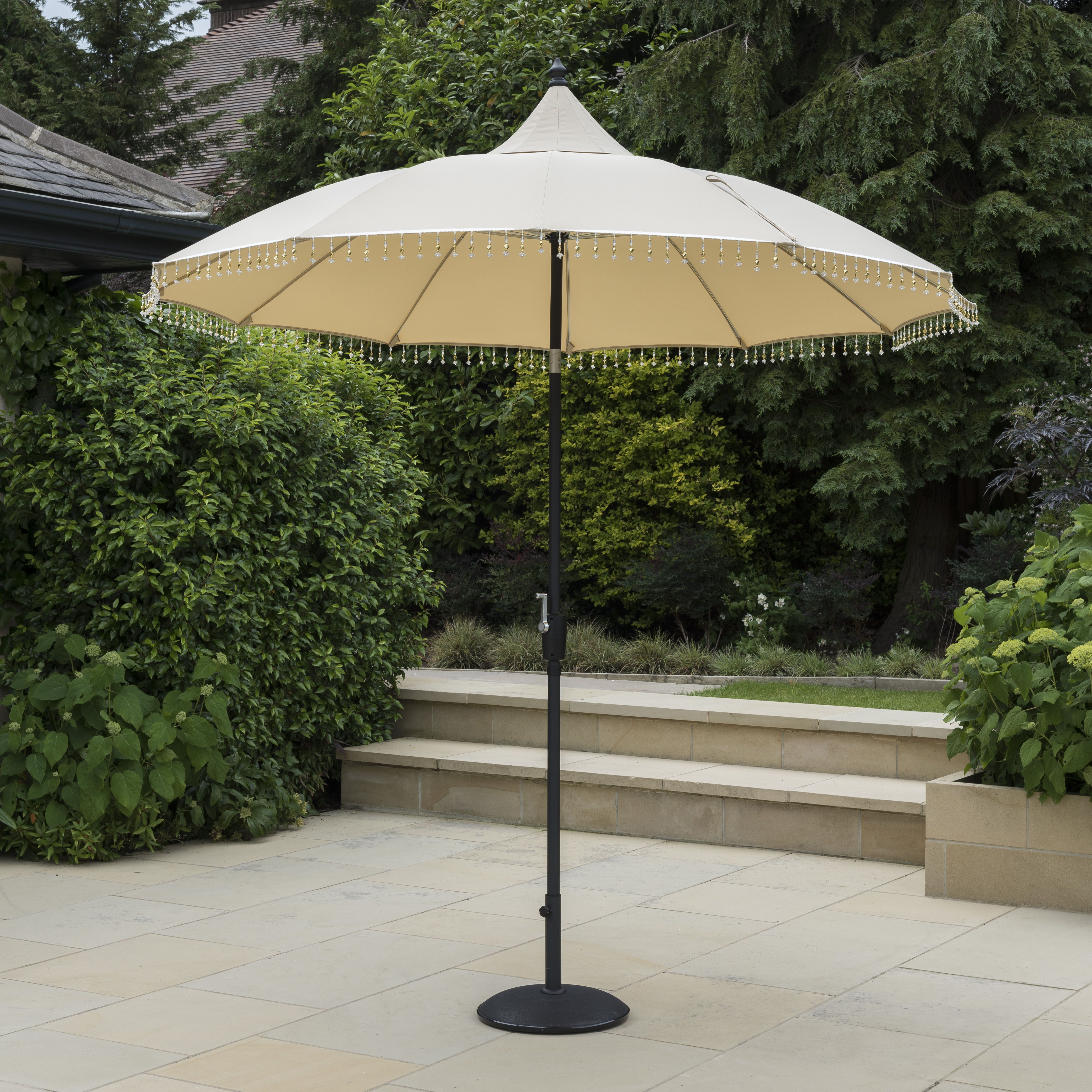 Norfolk Leisure Carrousel (W) 2.5m (H) 2.4m Beige Parasol