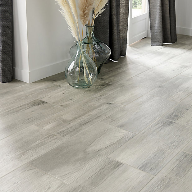 Norwegio Grey Matt Wood Effect Ceramic, Light Grey Wood Effect Ceramic Floor Tiles