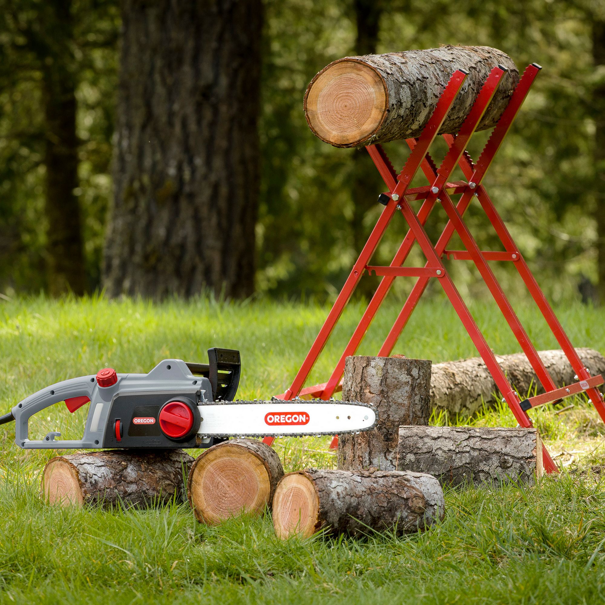 Oregon CS1200-35 1800W 230V Corded 350mm Chainsaw