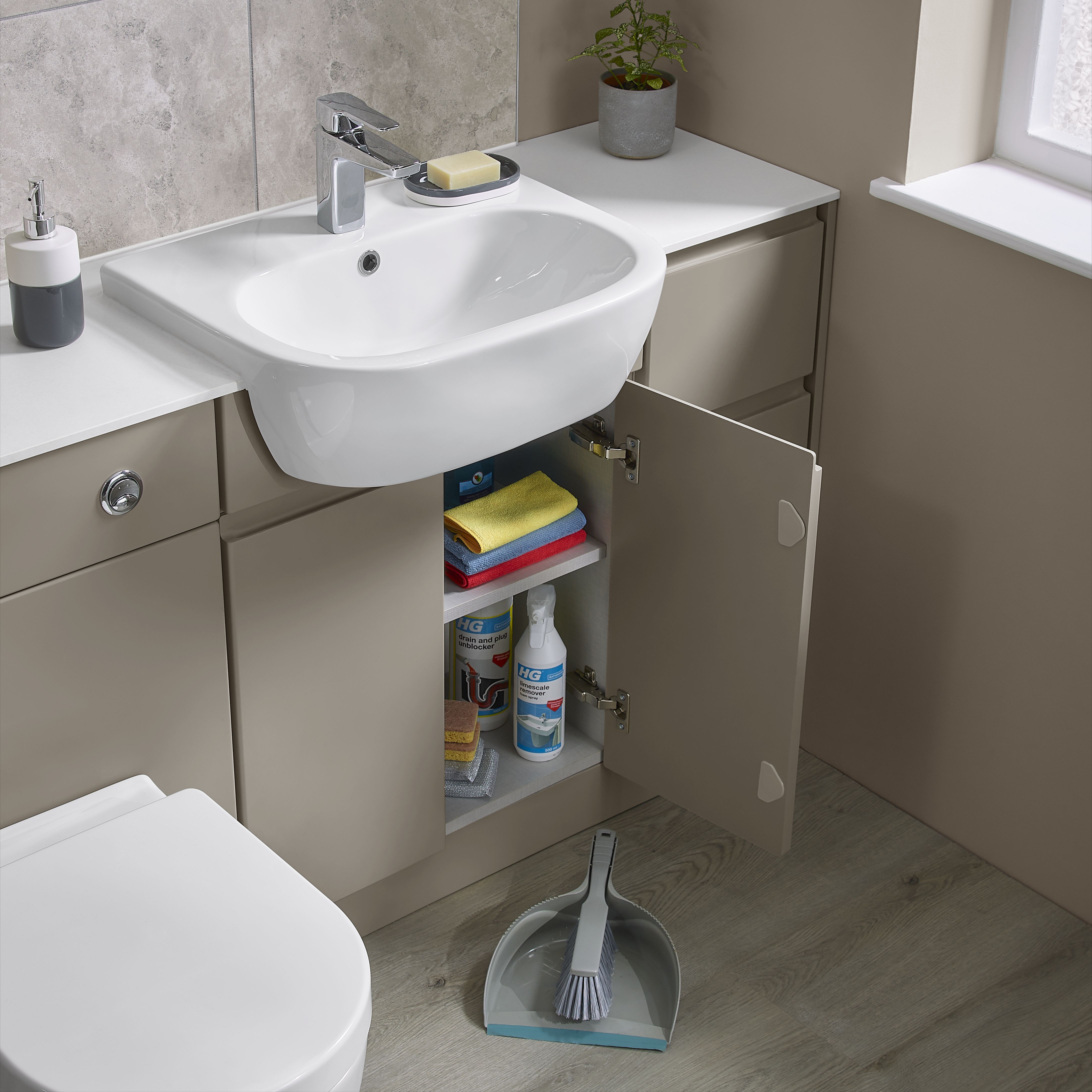 Oscano Light grey Matt Stone effect Ceramic Wall & floor Tile - 20