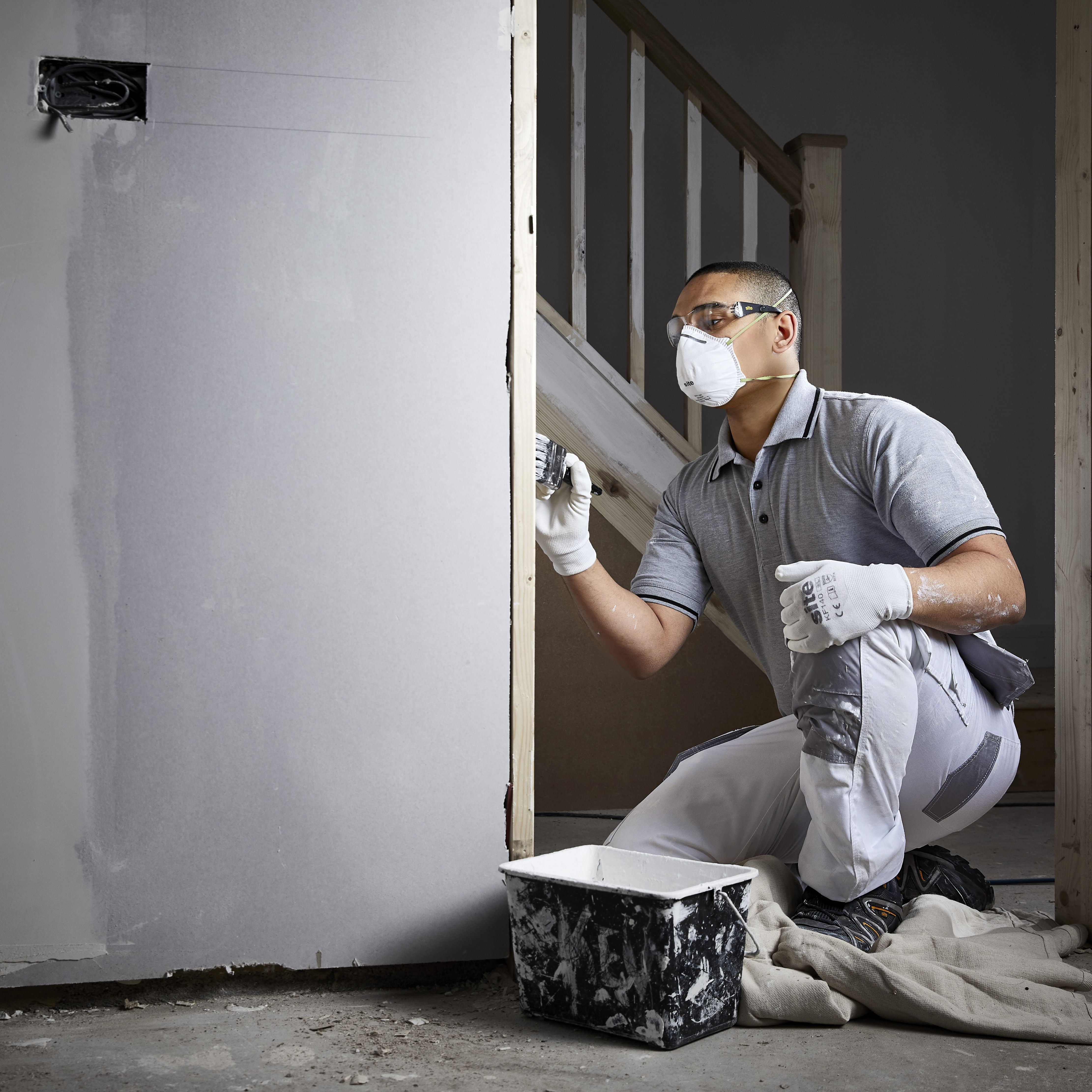 P1 Unvalved Disposable dust mask SRE444, Pack of 2 | DIY at B&Q