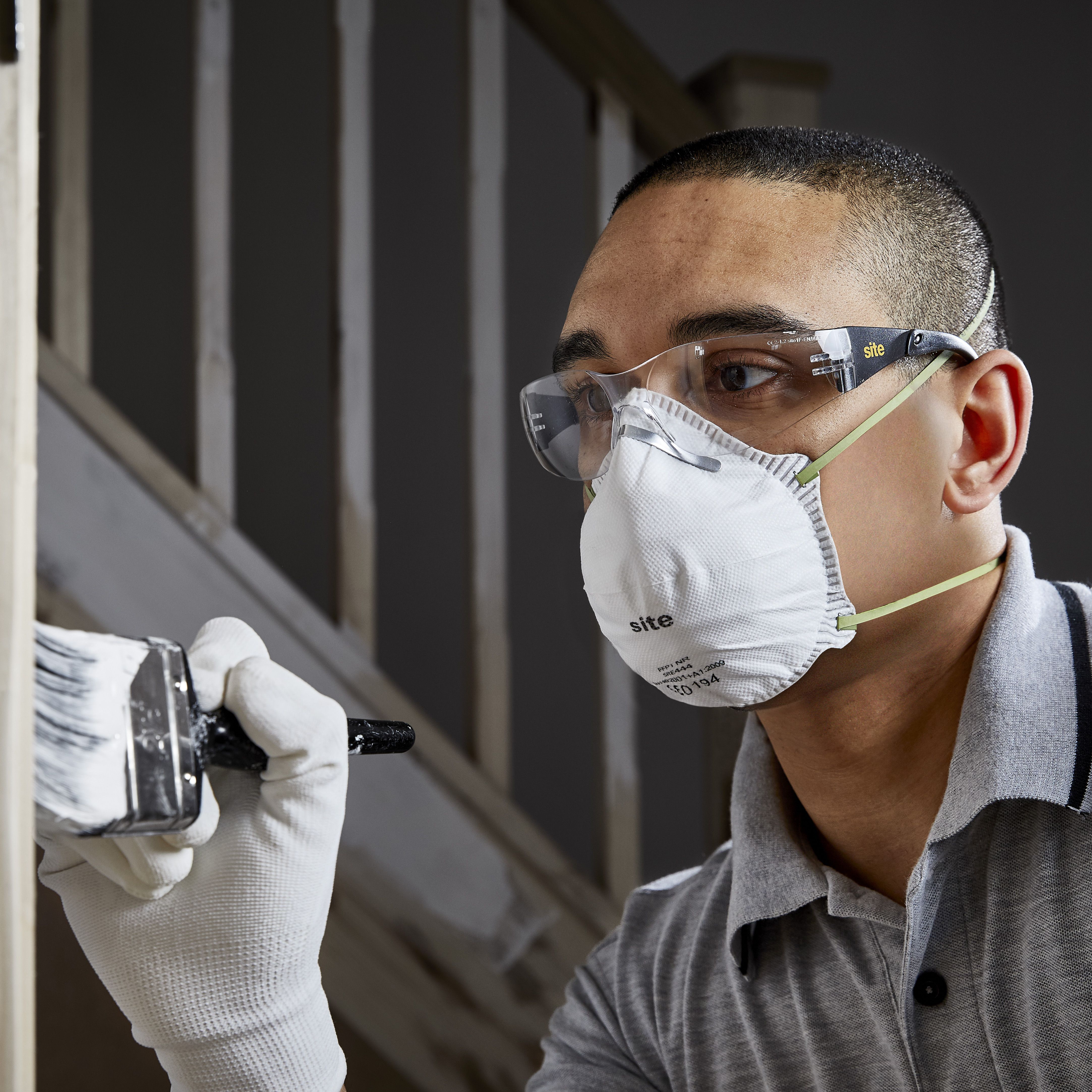 P1 Unvalved Disposable dust mask SRE444, Pack of 2 | DIY at B&Q
