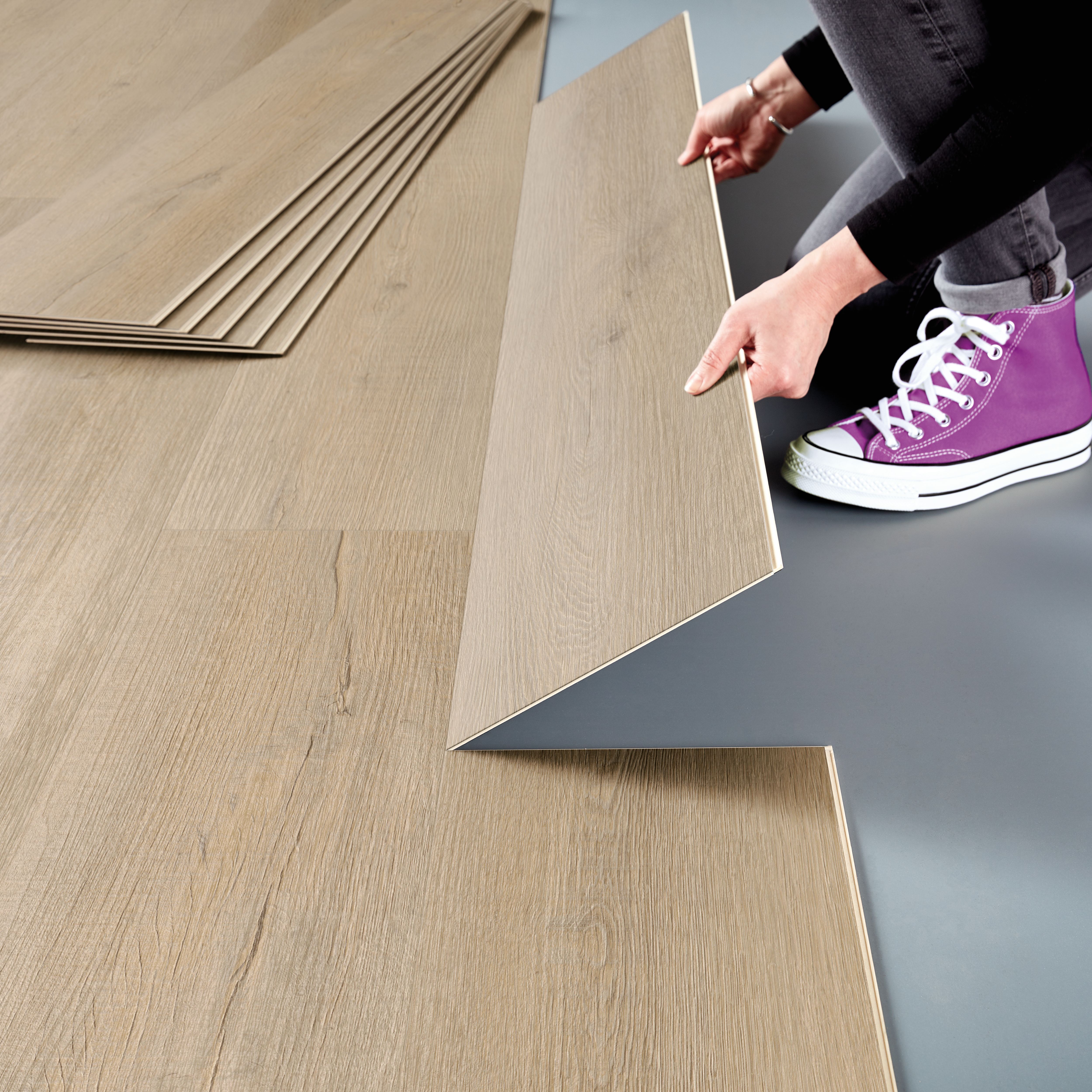 Palio by Karndean Beige & Taupe Light oak effect Embossed Luxury vinyl click Planks, 3.2m²