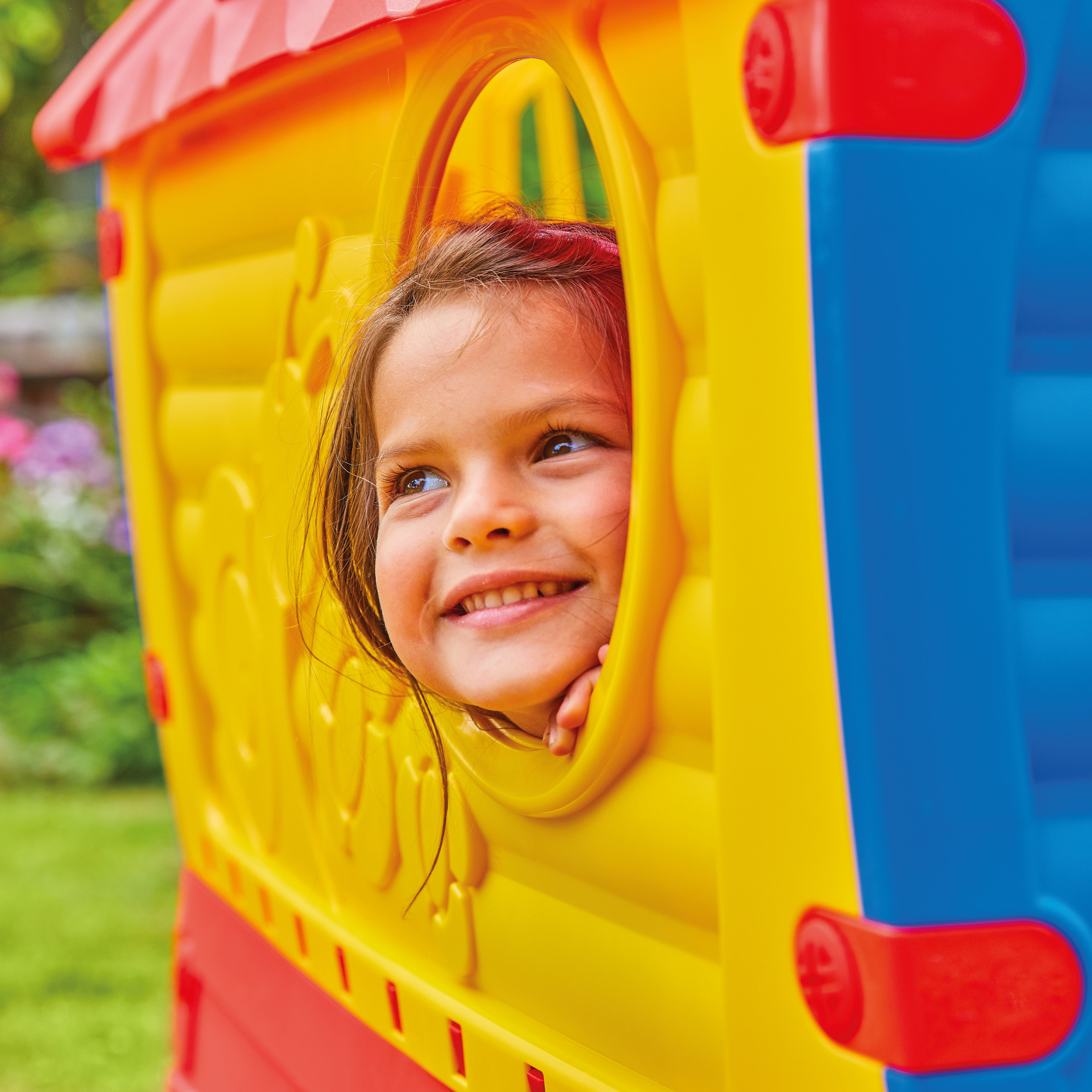 Plastic store playhouse b&q