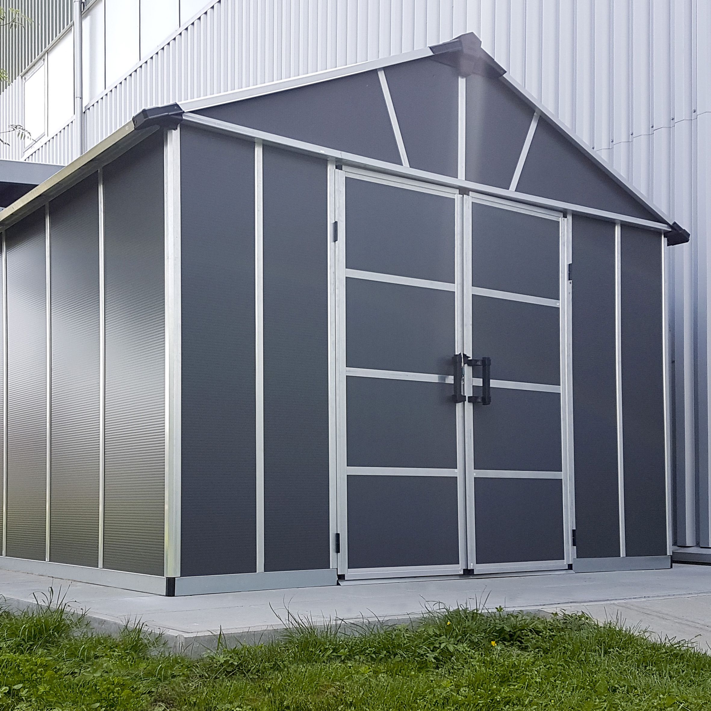 Palram - Canopia Yukon 11x17 ft Apex Dark grey Plastic 2 door Shed