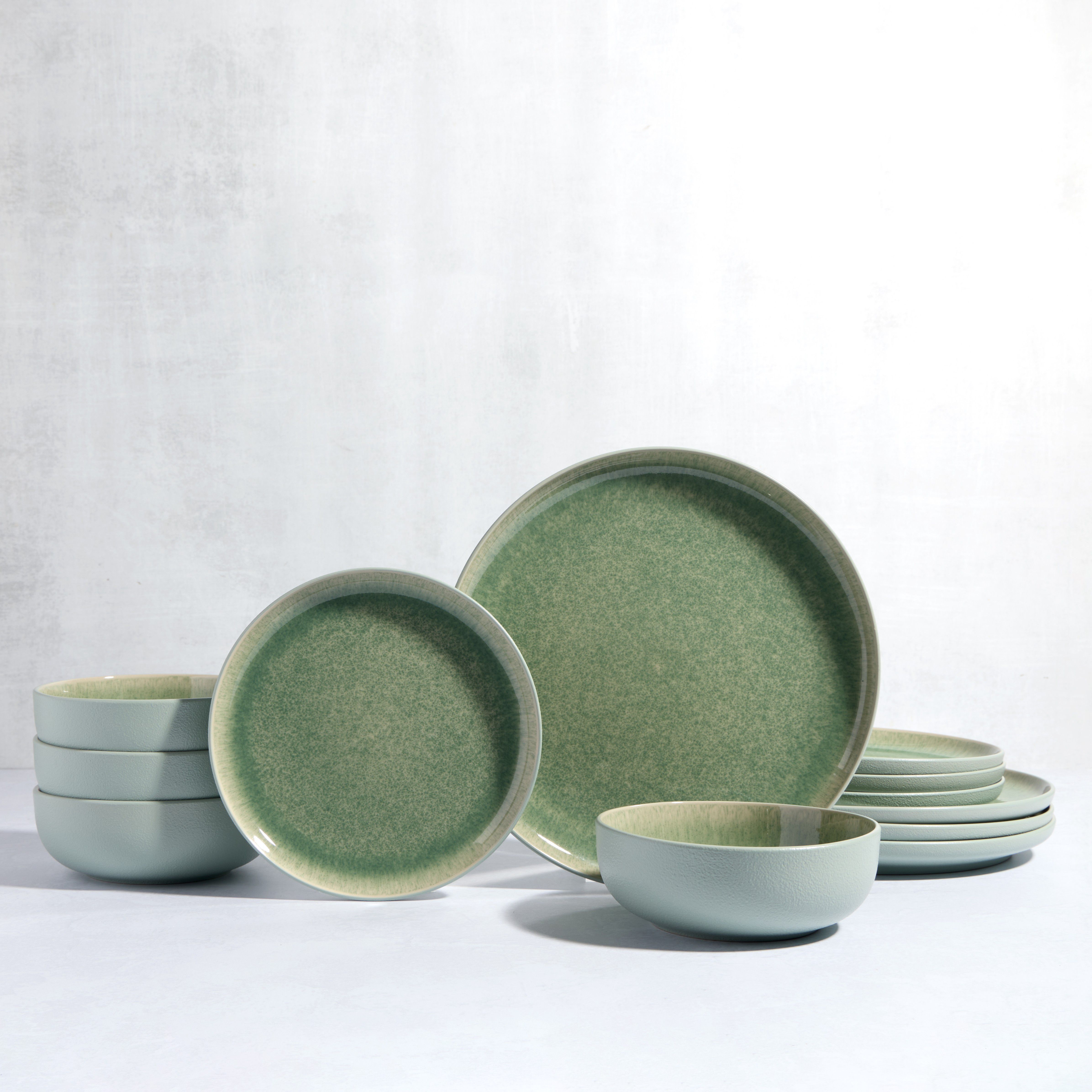 Patterned Green Stonewear 12 piece Dinnerware set