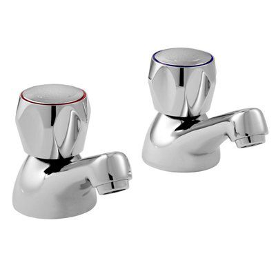 Plumbsure Truro White Close-coupled Toilet, basin & tap pack