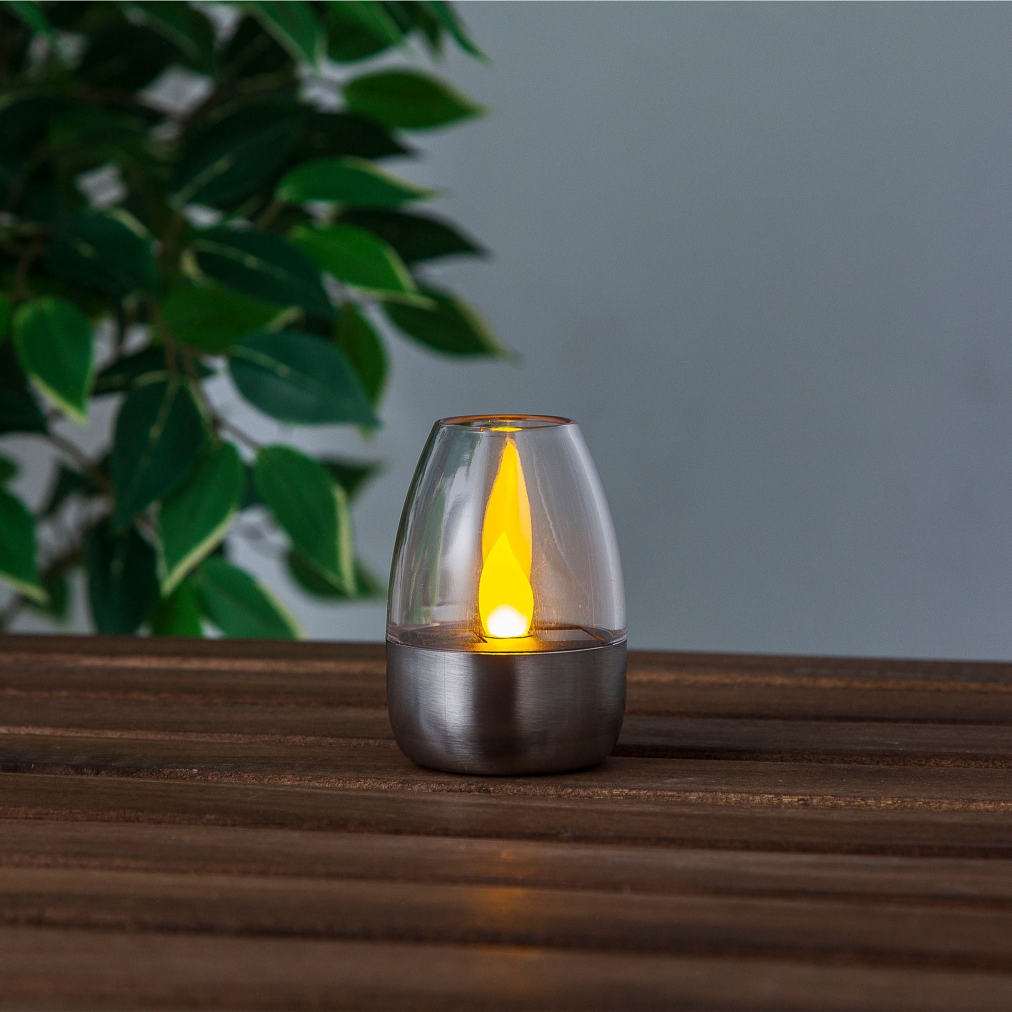 Polished Stainless steel effect Modern Solar-powered Integrated LED Outdoor Decorative light