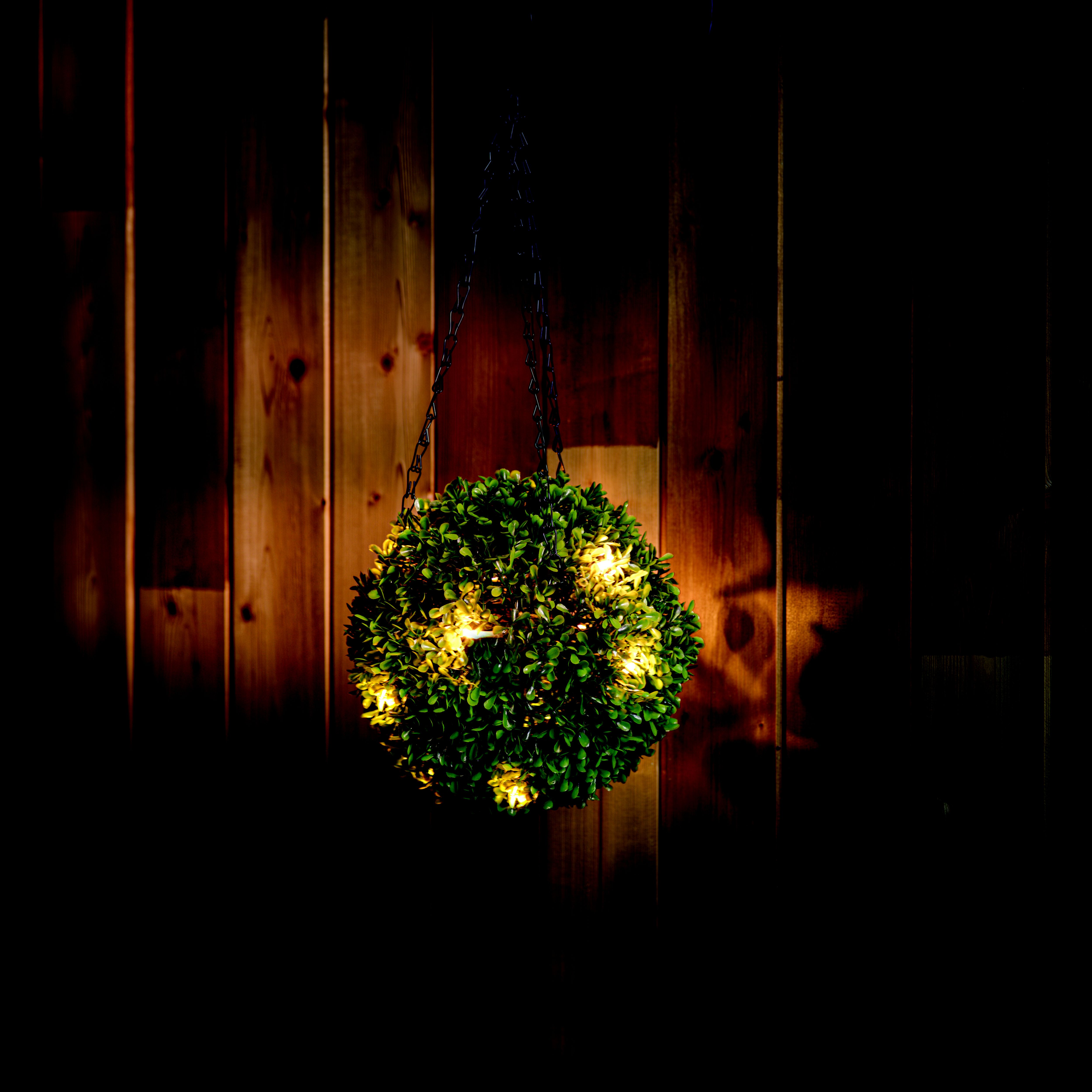 Pre-lit Round Artificial topiary 22cm, Battery-powered