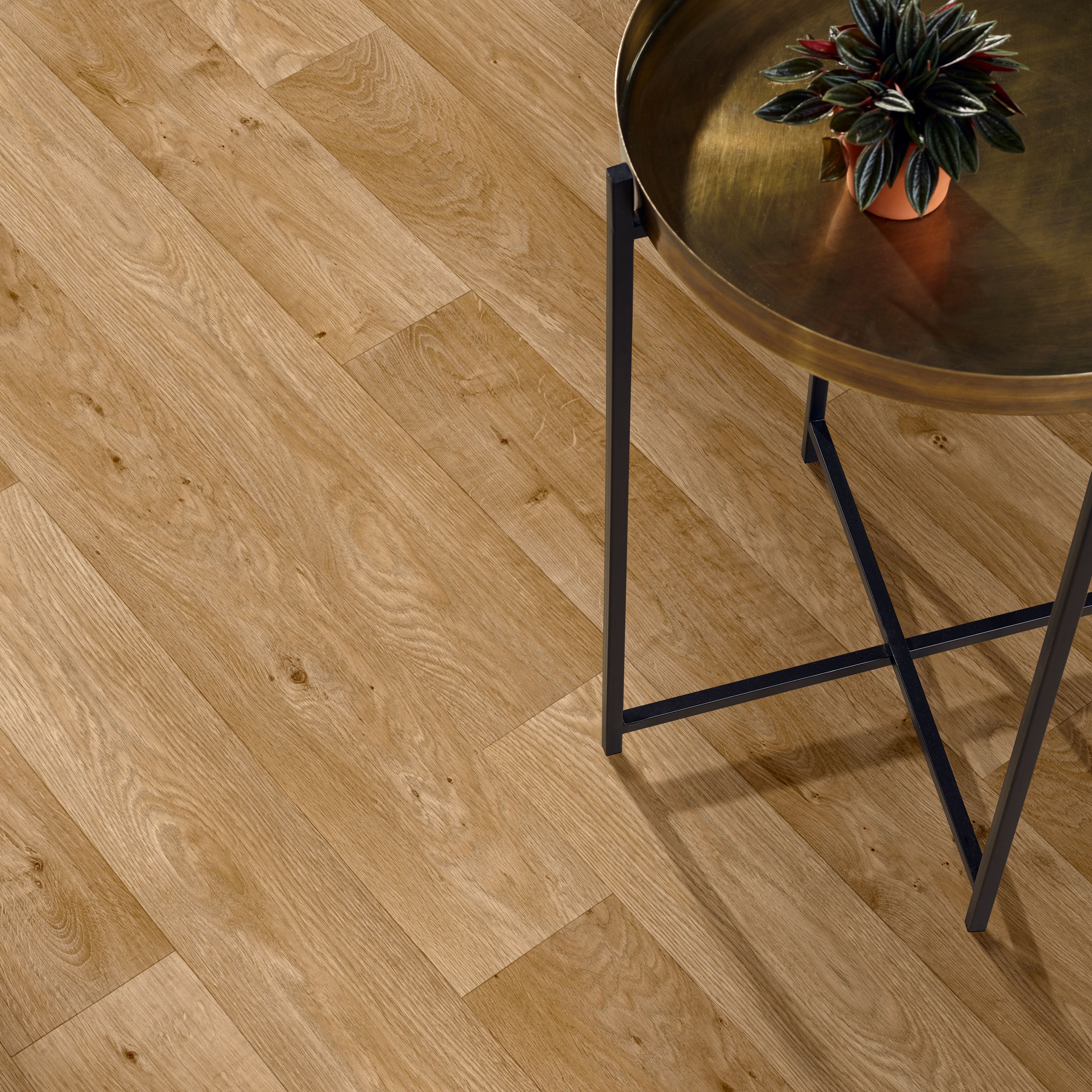 Precut Honey Oak plank effect Sheet vinyl, 4m²