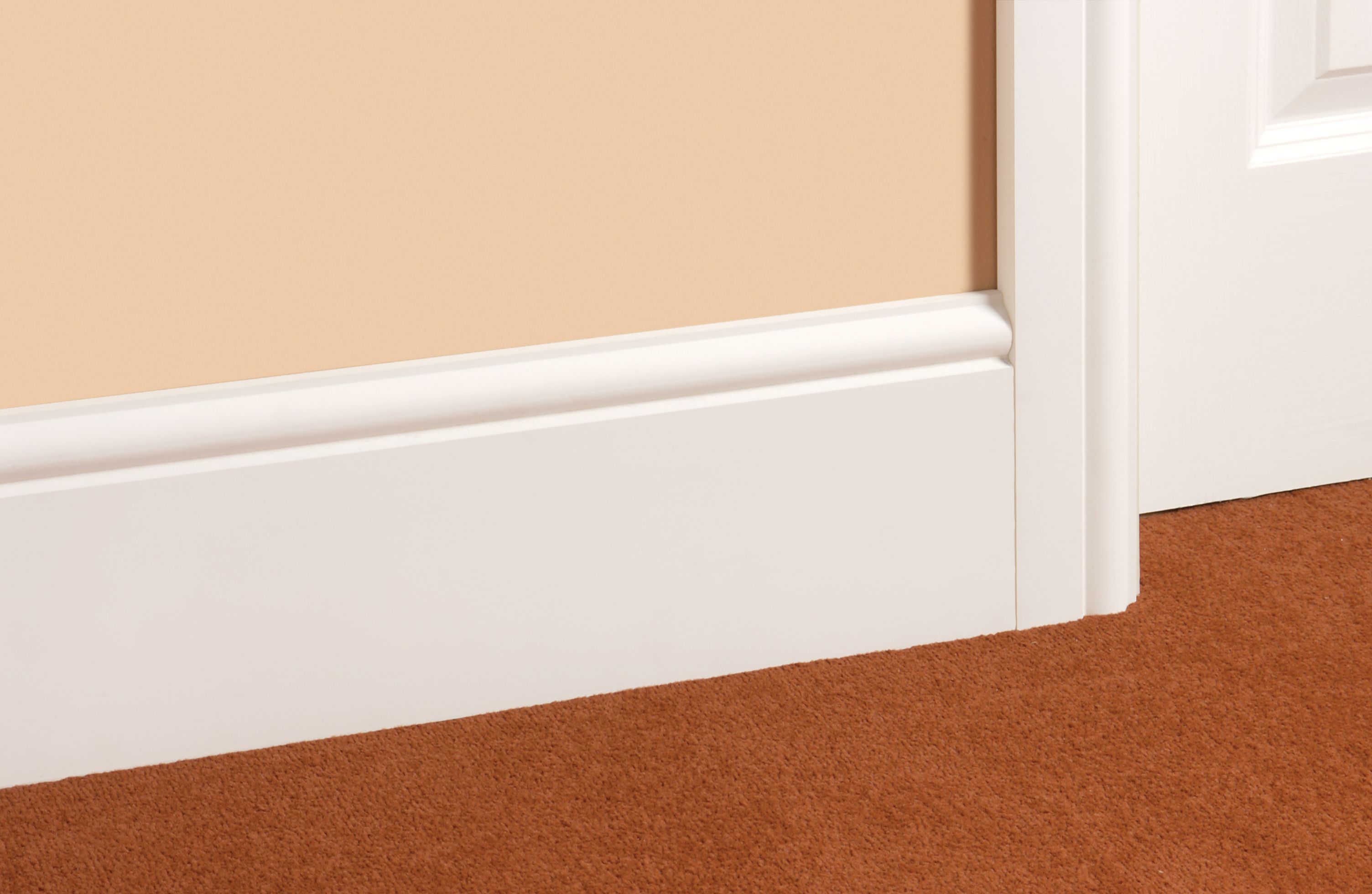 Primed White Mdf Torus Skirting Board L 2 4m W 119mm T 18mm Pack Of 2 Diy At B Q