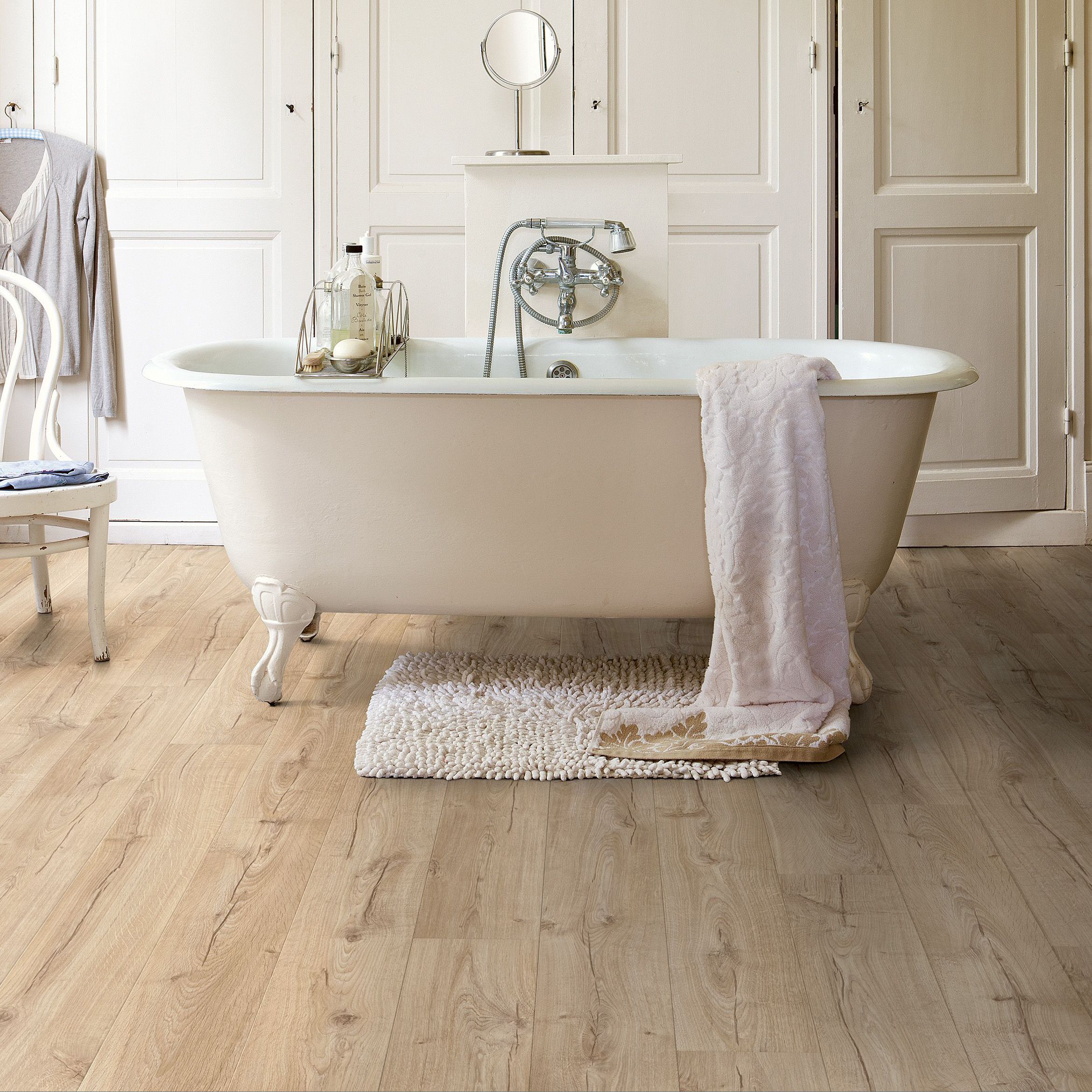 Quick-step Aquanto Classic Beige Wood planks Oak effect Laminate