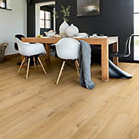Quick-step Aquanto Natural Oak effect Laminate Flooring, 1.835m² Pack of 7