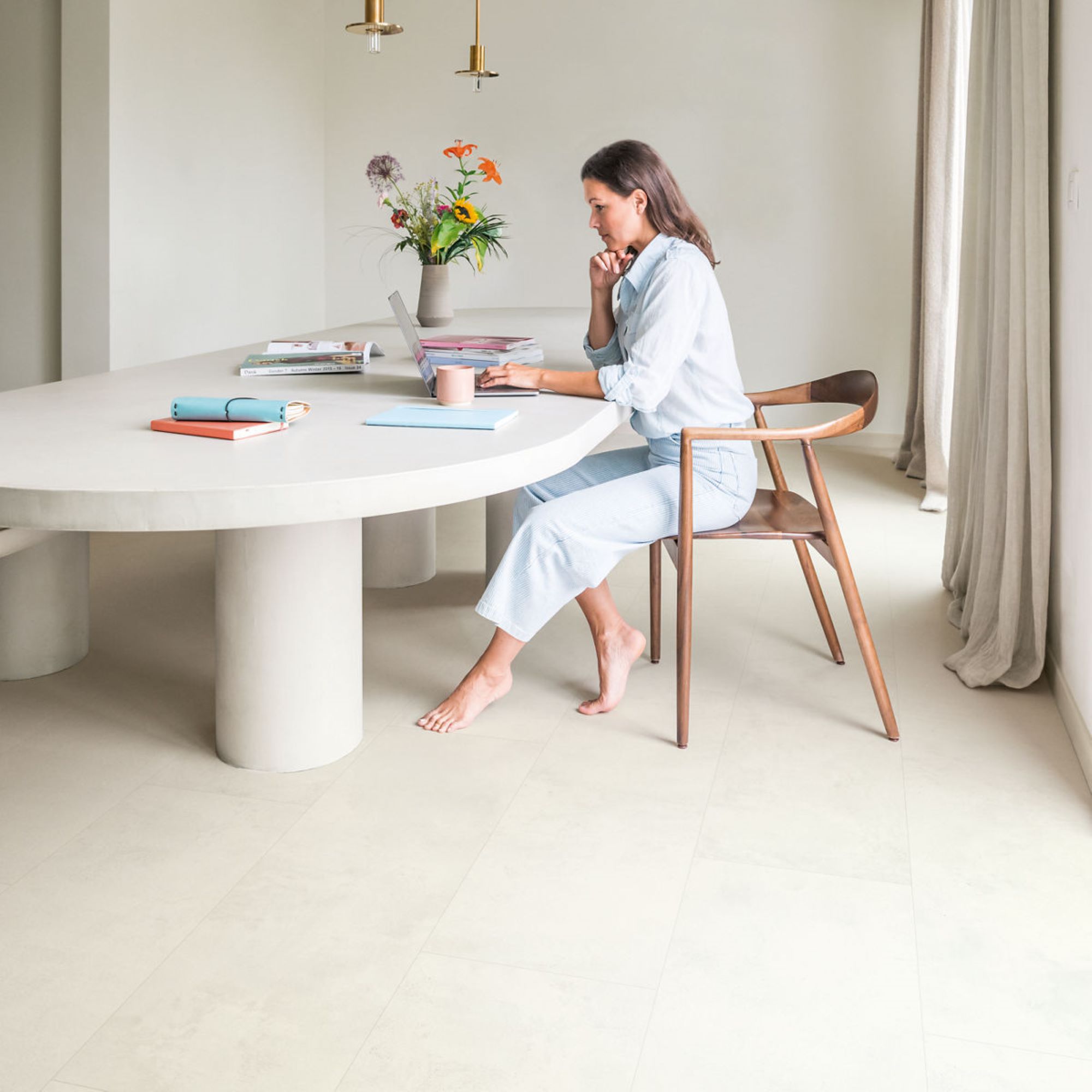 Quick-step Aquanto White Chalk effect Embossed Laminate Tile Sample