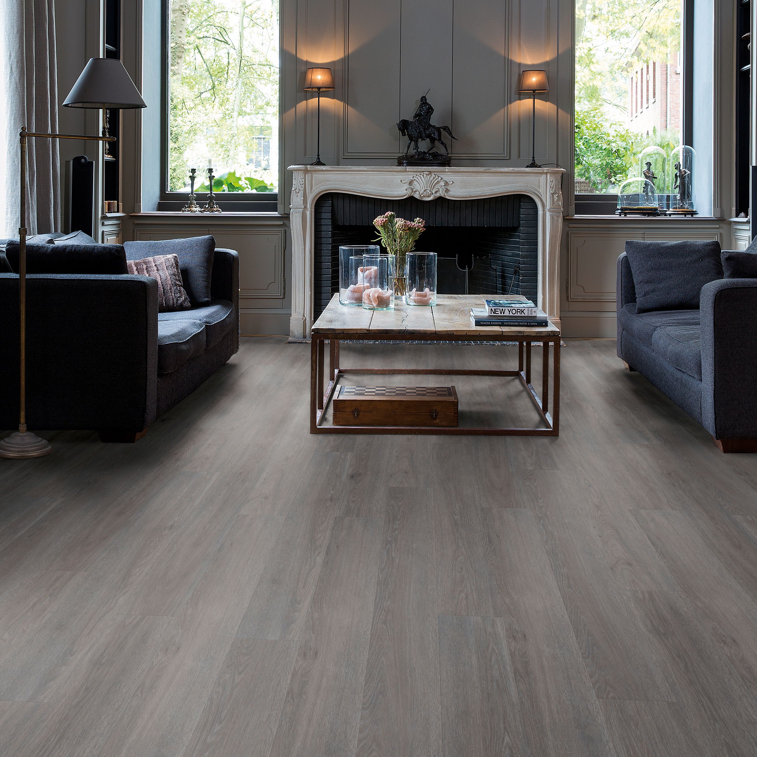 Quick-step Paso Smokey oak Plain Wood effect Luxury vinyl click flooring, 2.13m²