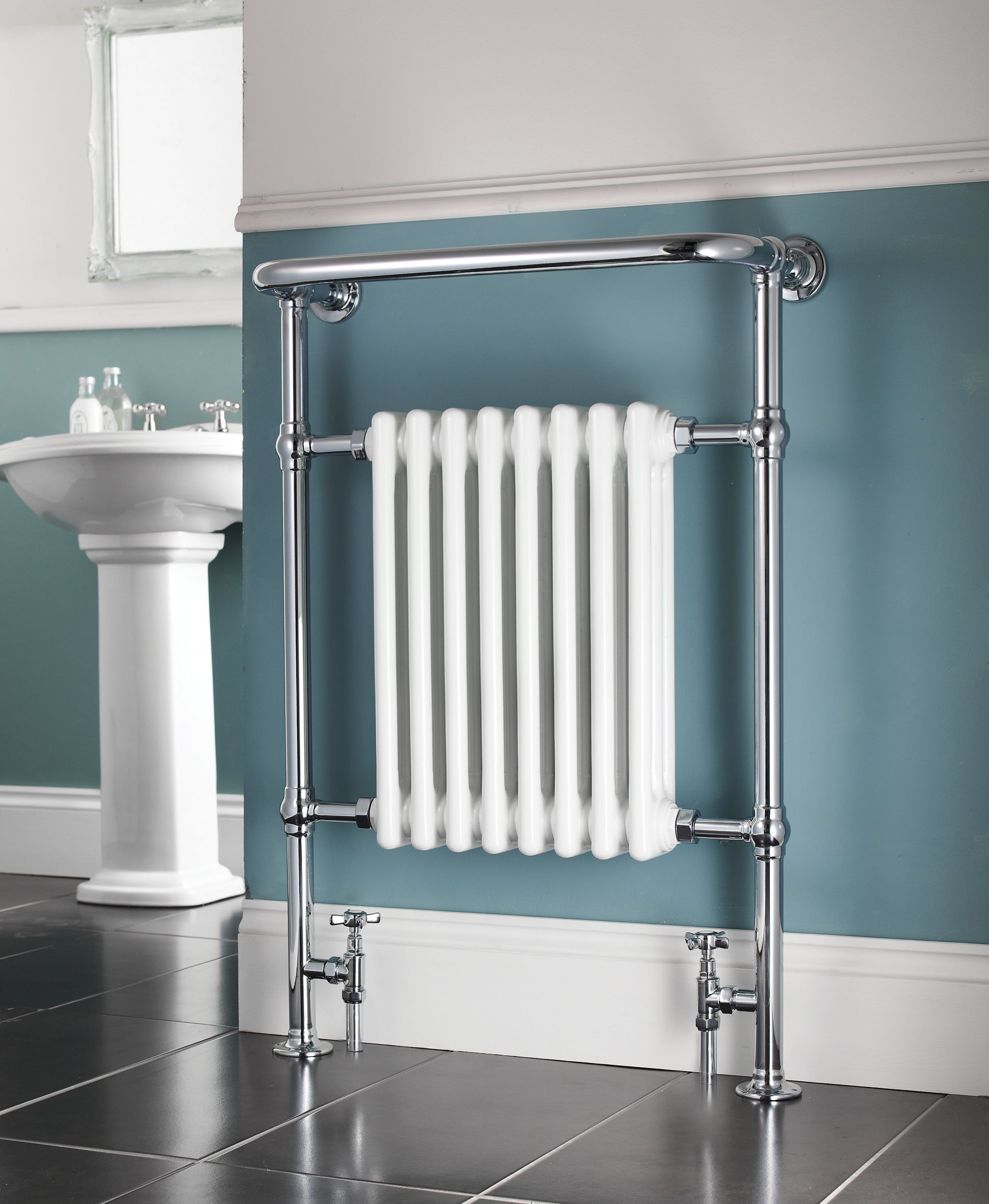 Radiator (W)659mm (H)952mm