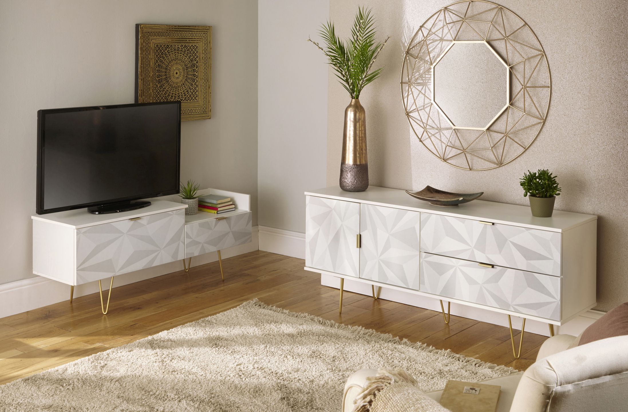 Ready assembled White 1 Drawer Coffee table (H)455mm (W)395mm