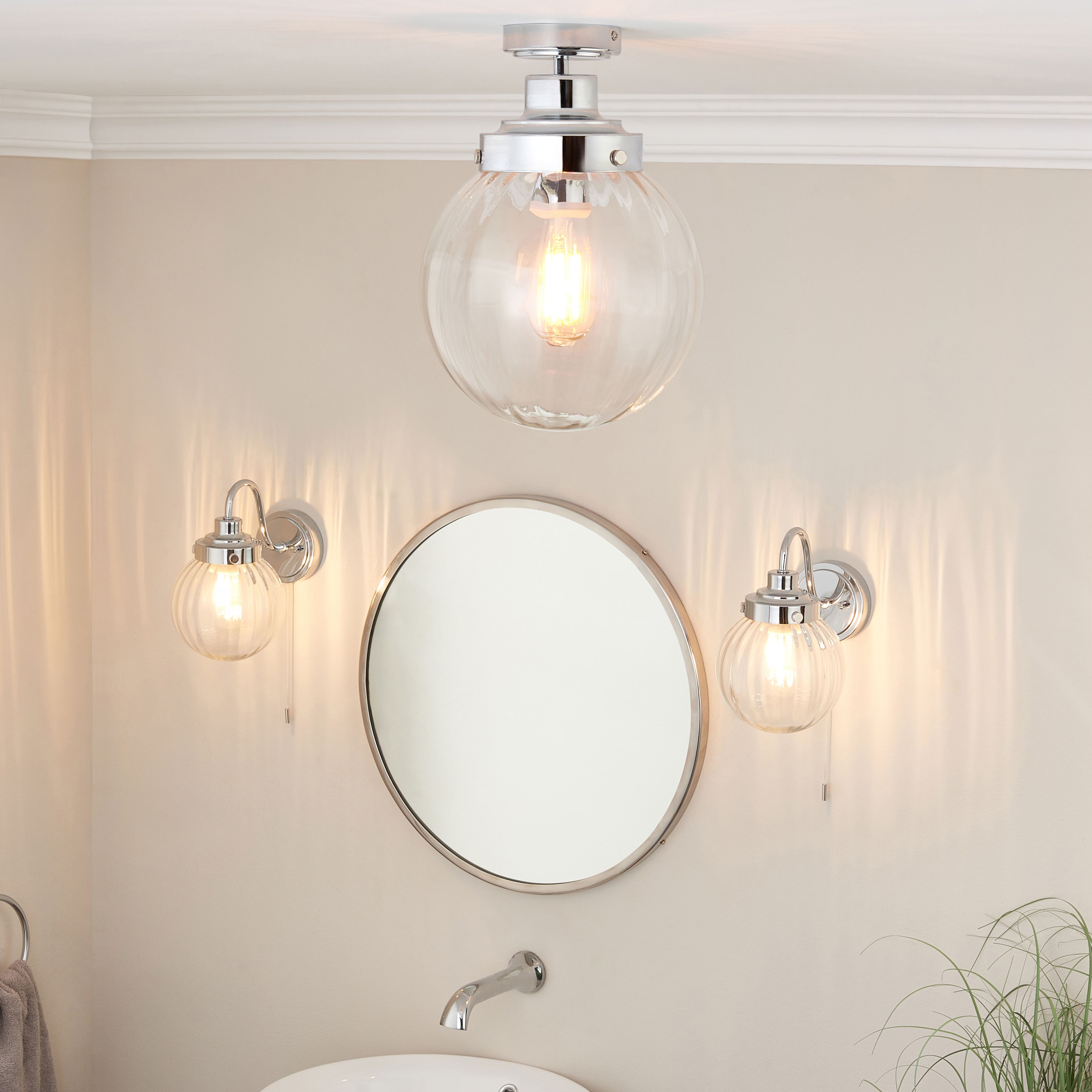 Regan Gloss Bathroom Wired LED Wall light