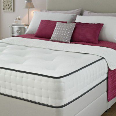 Rest Assured Traditional King Divan set