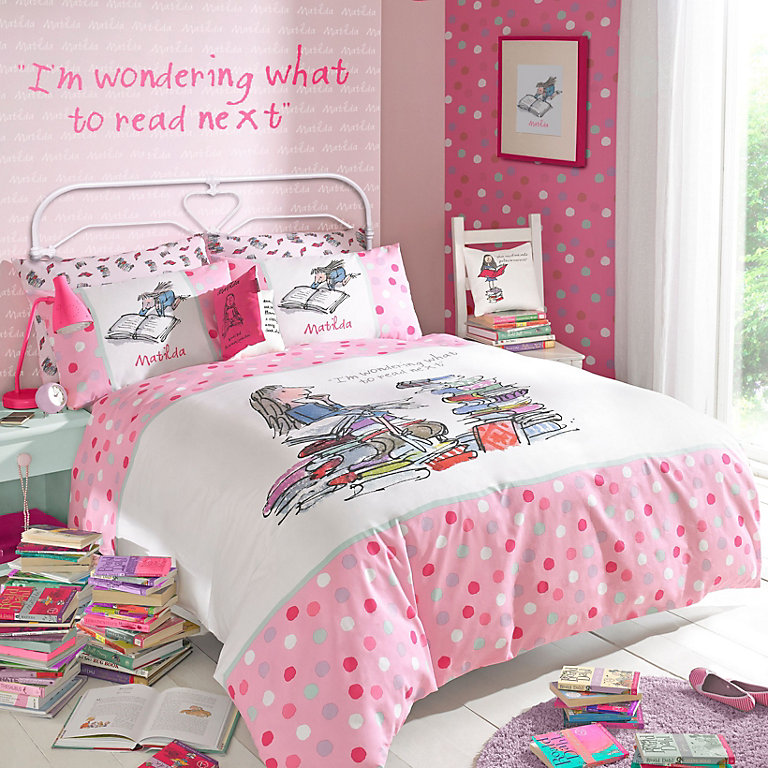 Roald Dahl Matilda Pink Single Bedding set DIY at B&Q