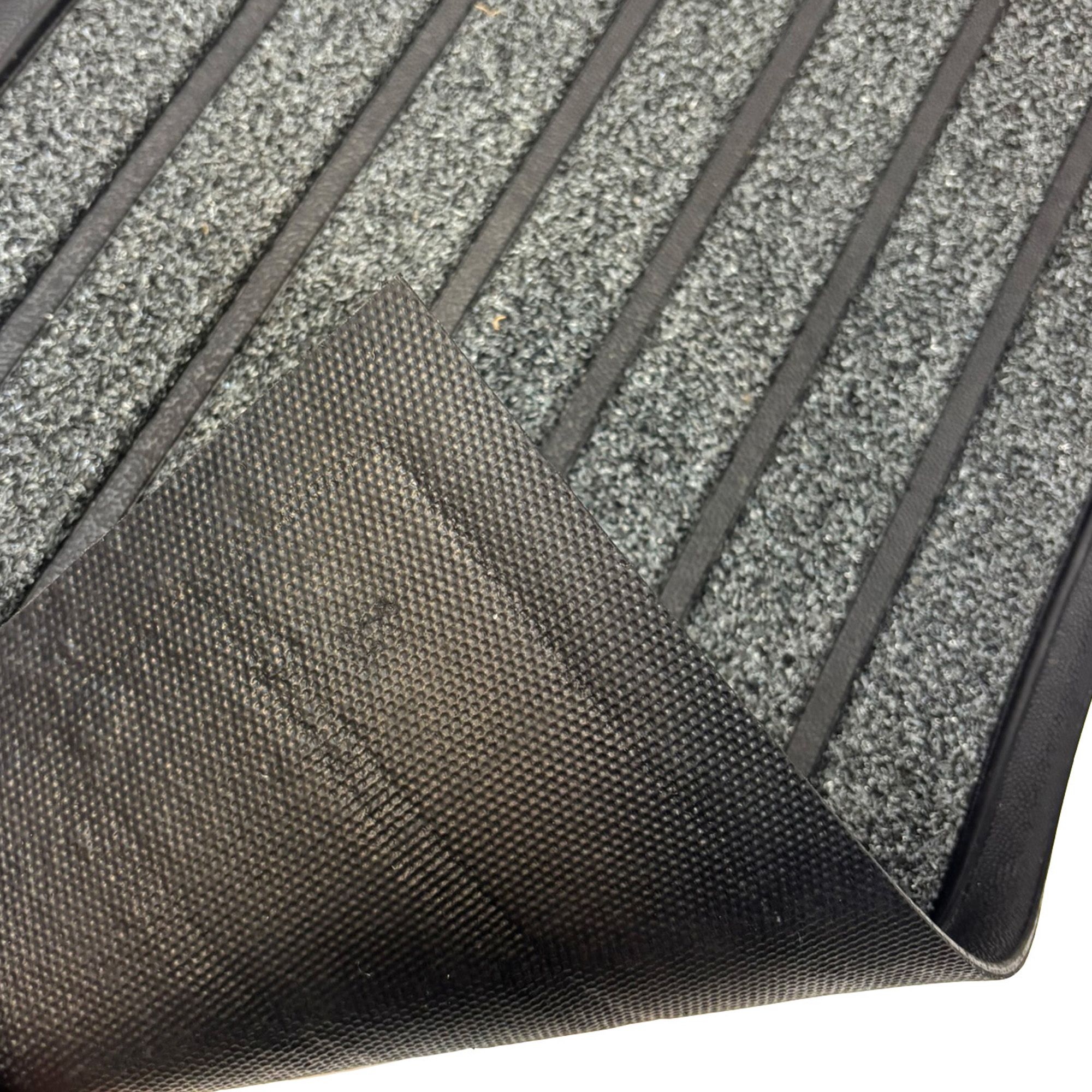 Rome Grey Stripe Heavy duty Scraper mat, 60cm x 40cm