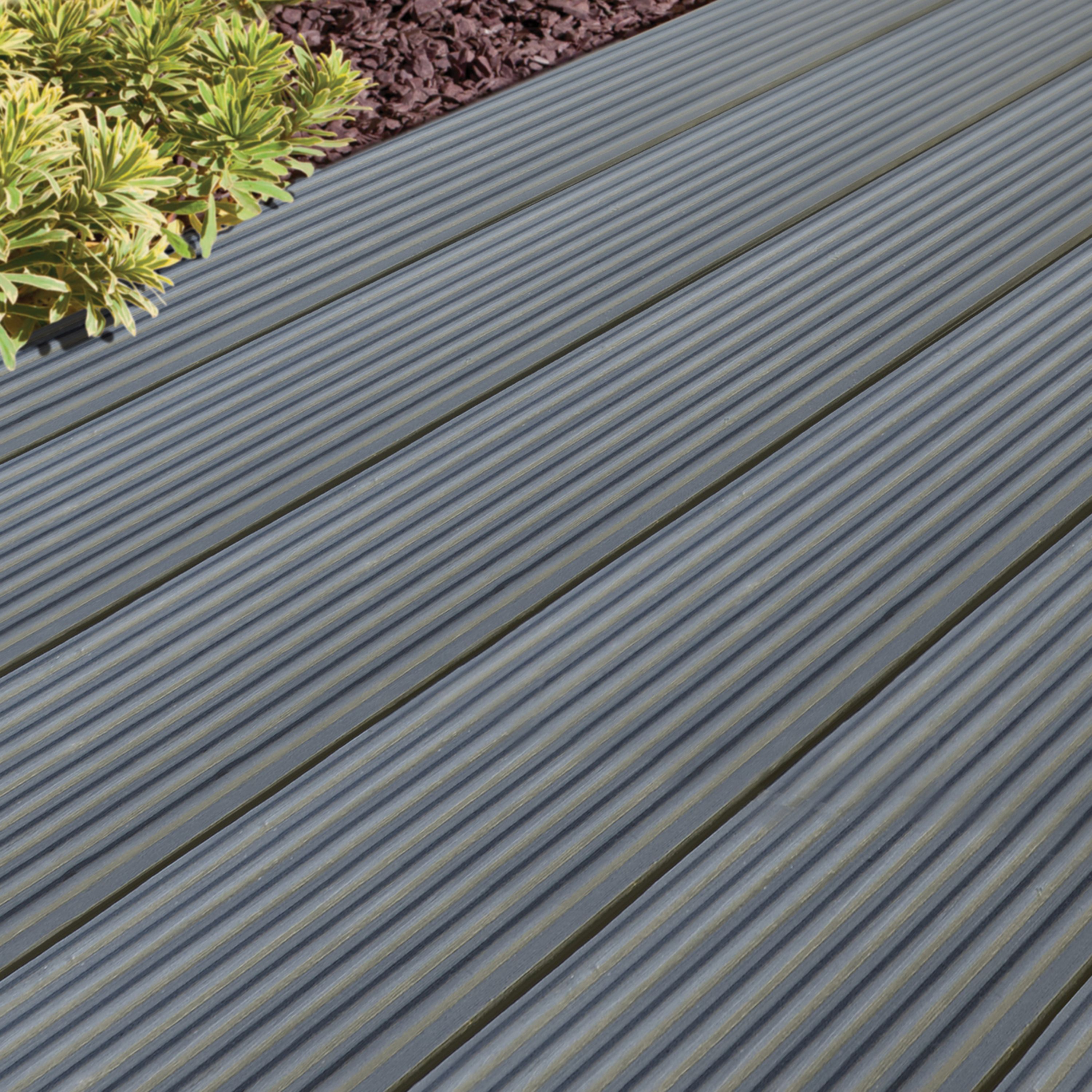 Ronseal Ultimate Protection 5Ltr Slate Anti Slip Decking Stain - 7