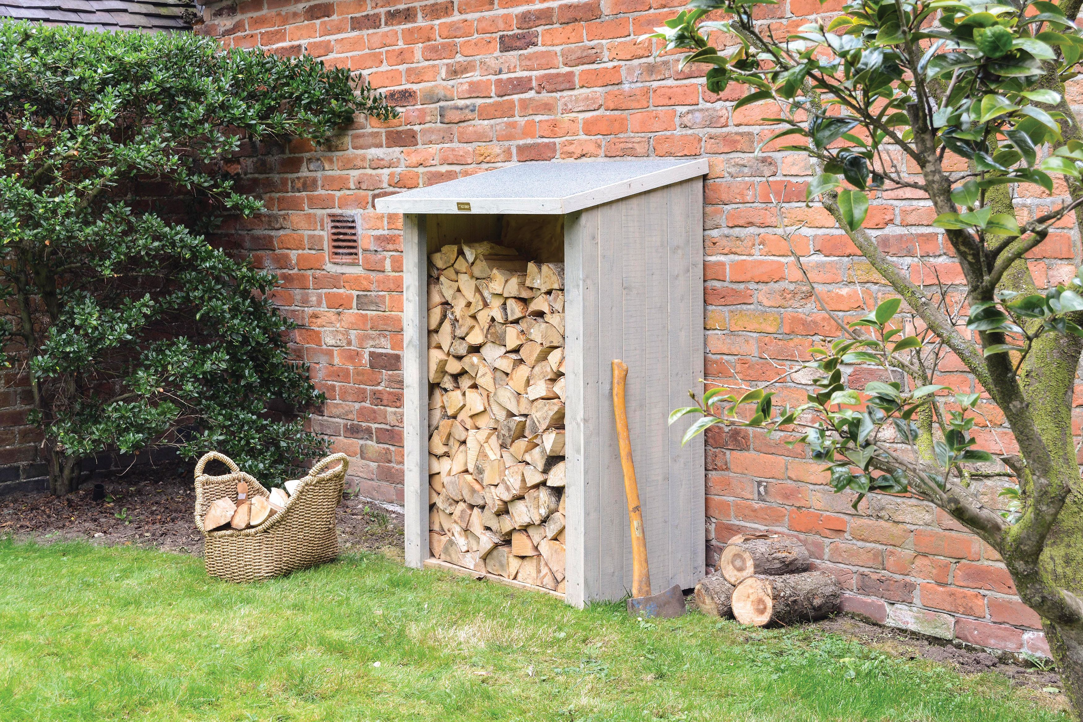 Rowlinson Heritage Wooden Log store